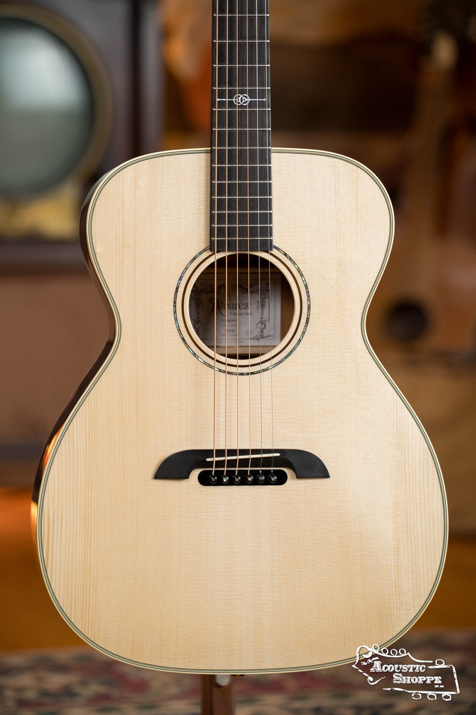 *Dread-Not Certified Used* Alvarez Yairi Honduran Series FYM60HD Adirondack/Vintage Honduran Mahogany OM Acoustic Guitar #6106