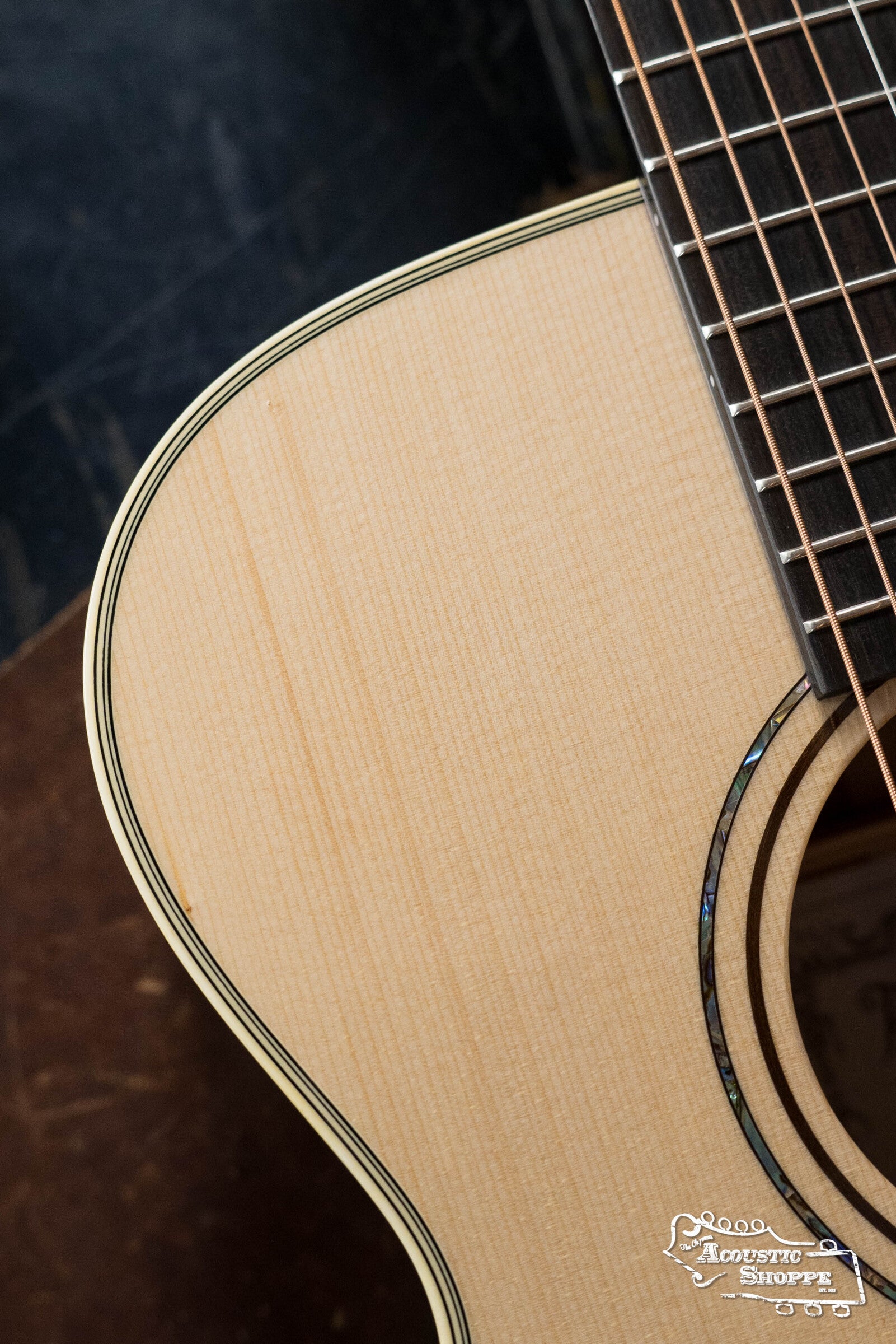 *Dread-Not Certified Used* Alvarez Yairi Honduran Series FYM60HD Adirondack/Vintage Honduran Mahogany OM Acoustic Guitar #6106