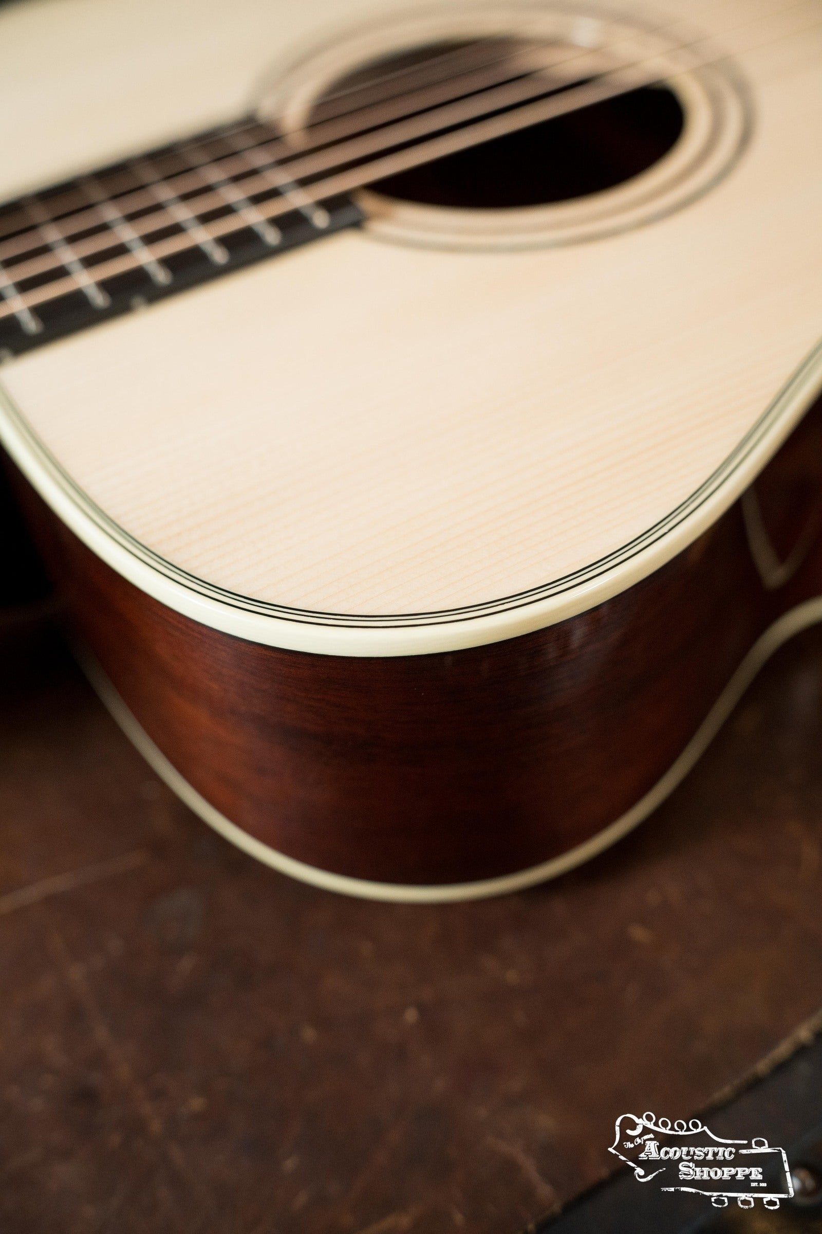 Alvarez Yairi Honduran Series FYM60HD Adirondack/Vintage Honduran Mahogany OM Acoustic Guitar #6630