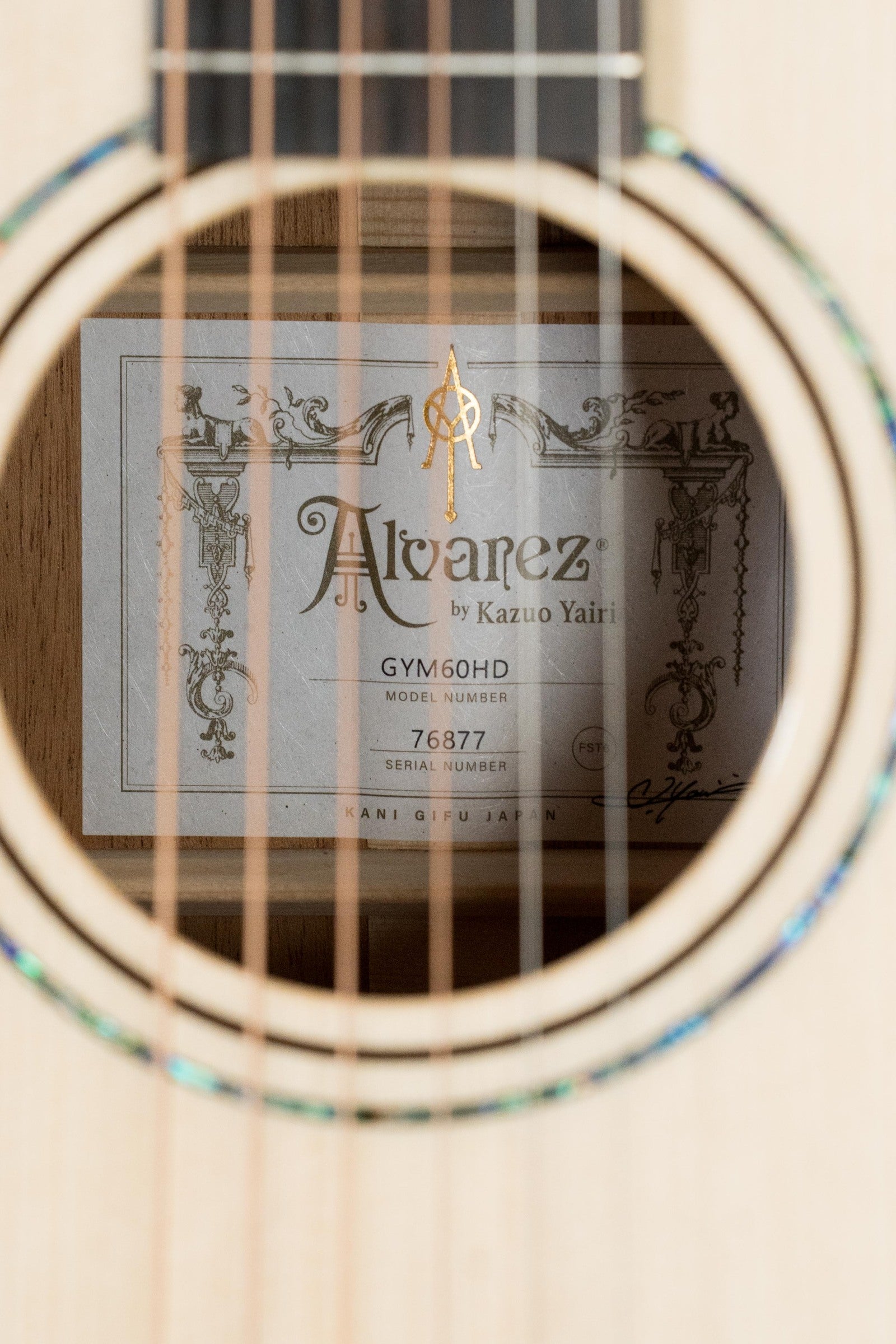 Alvarez Yairi Honduran Series GYM60HD Adirondack/Vintage Honduran Mahogany Grand Auditorium Acoustic Guitar #6877