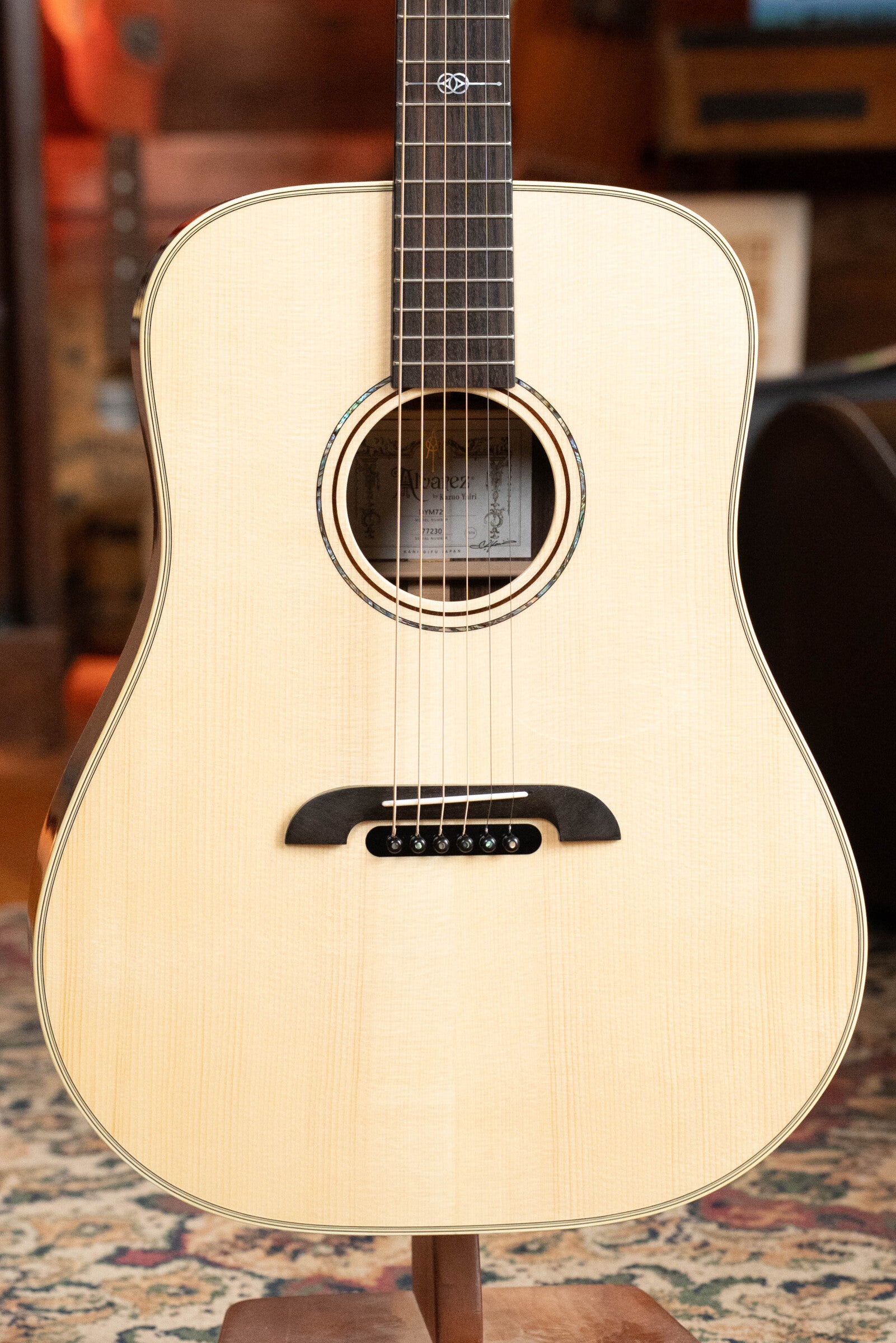 Alvarez Yairi Masterworks DYM72 Adriondack Spruce/East Indian Rosewood #7230