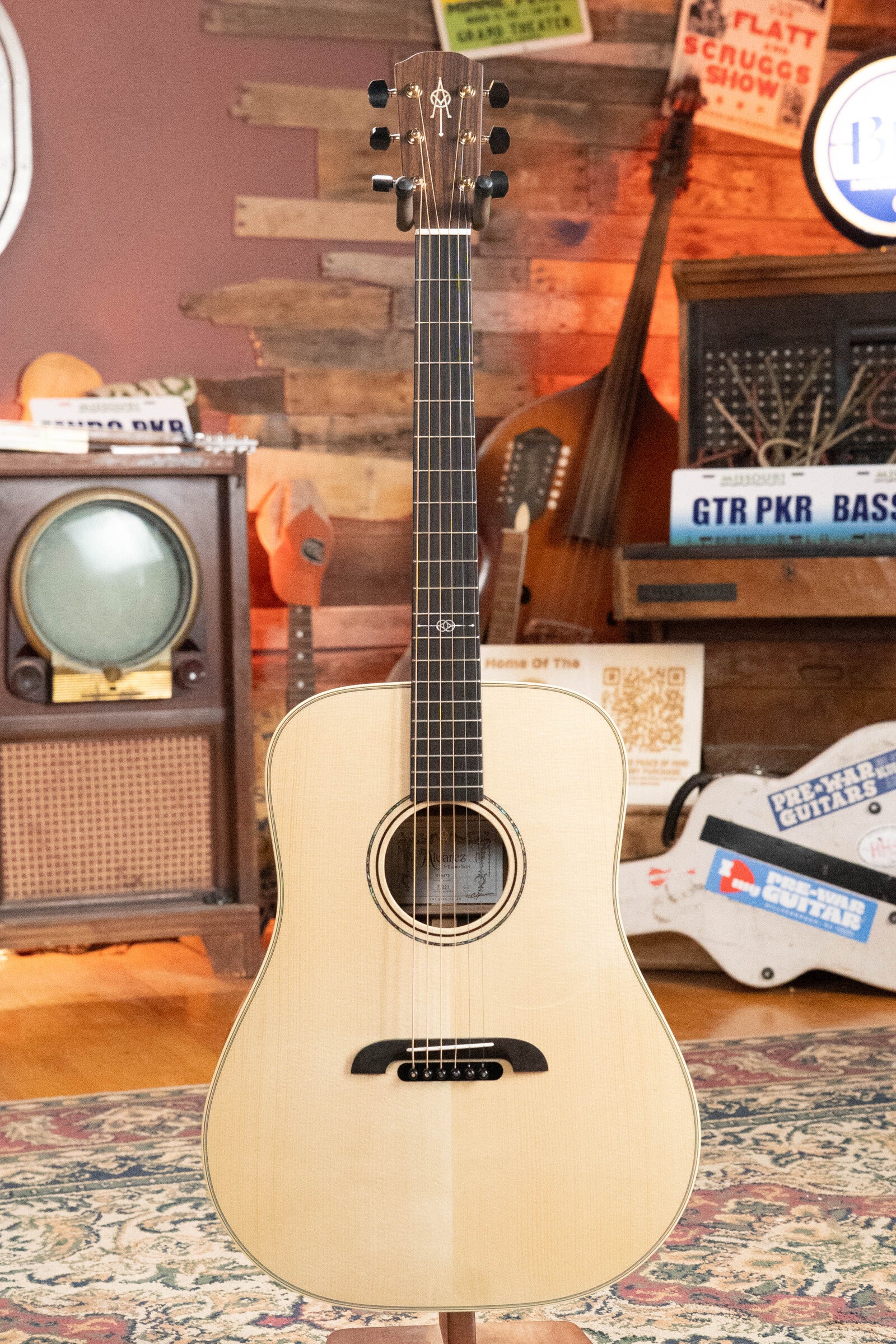 Alvarez Yairi Masterworks DYM72 Adriondack Spruce/East Indian Rosewood #7231