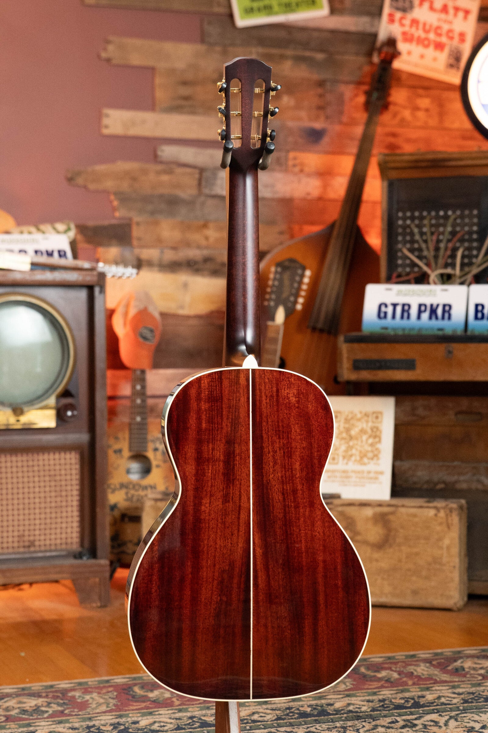 Alvarez Yairi PYM60 Masterworks Series Sitka/Mahogany Sunburst Parlor Acoustic Guitar #7031