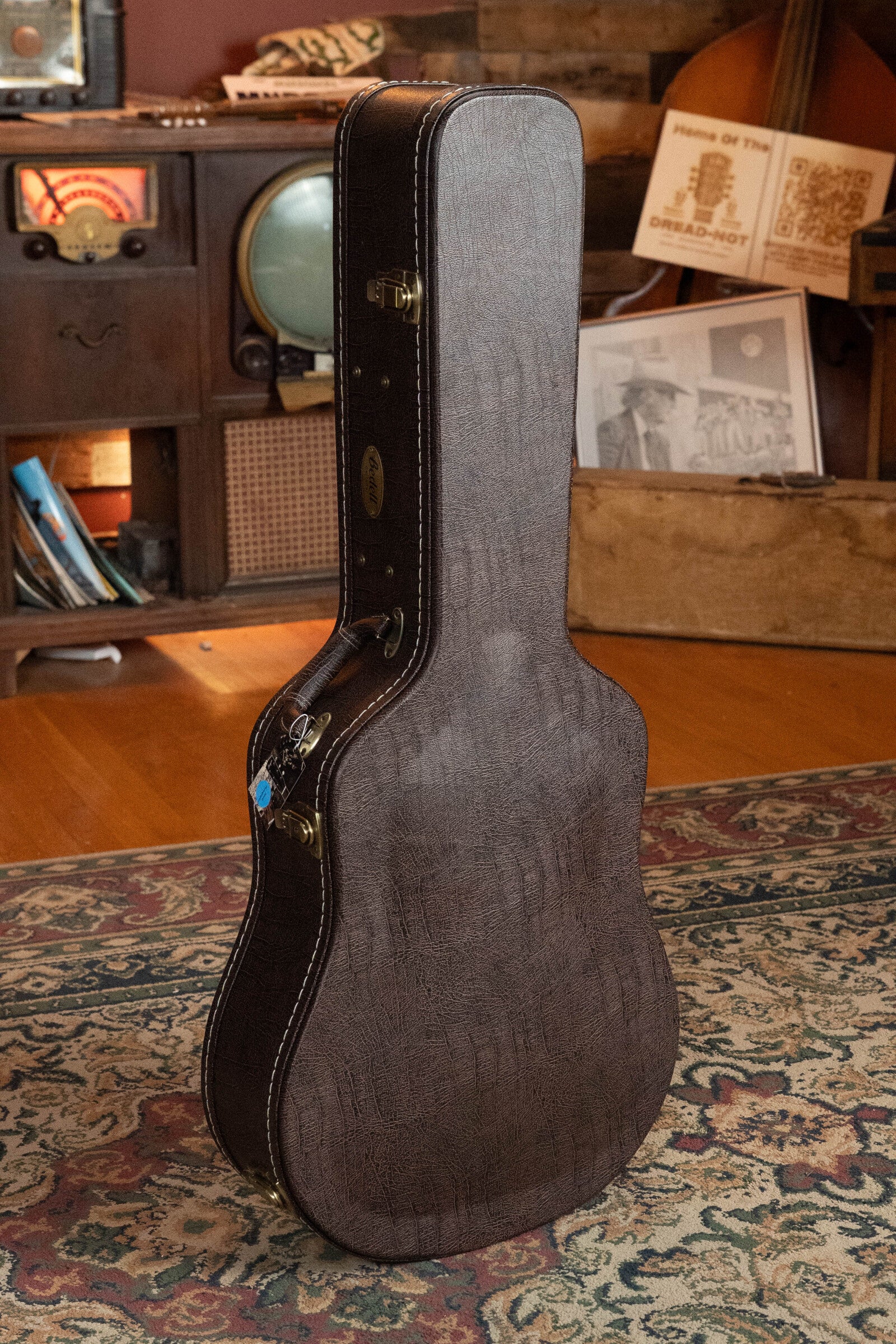 Bedell Dark Brown Hardshell Dreadnought Guitar Case