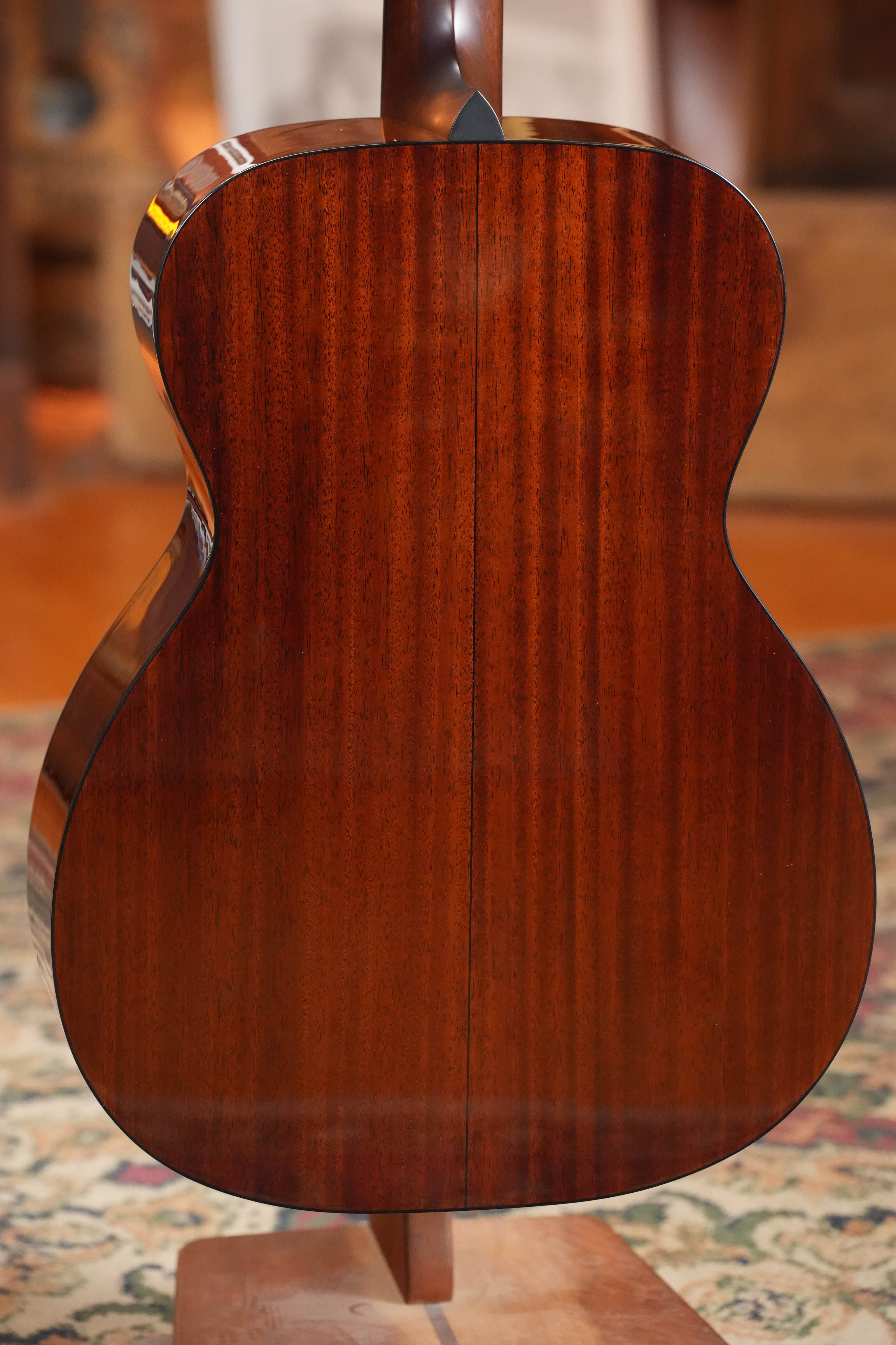 Bourgeois Country Boy Touchstone Series Sitka/Mahogany Sunburst Orchestra Model Acoustic Guitar #0252