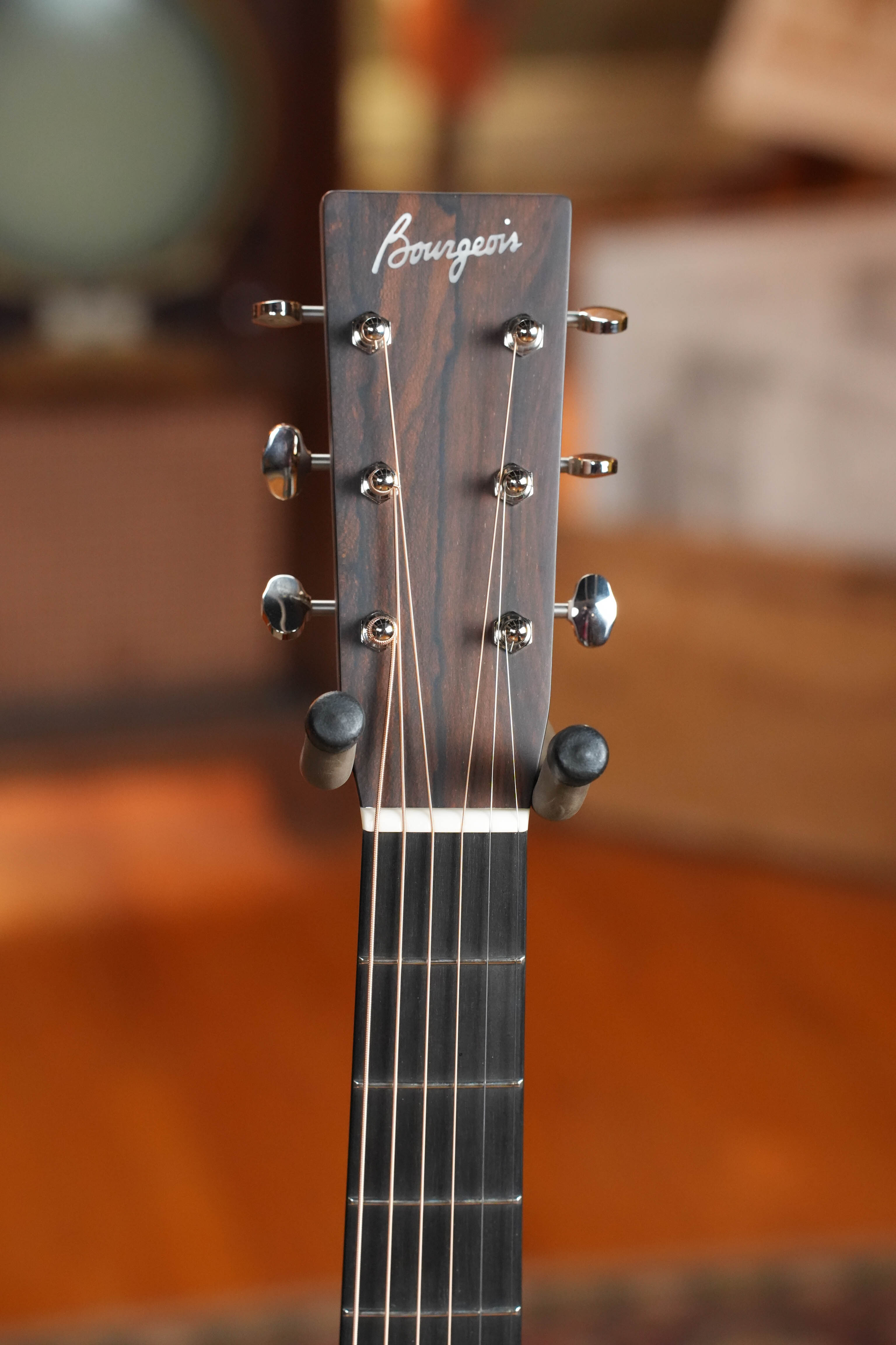 Bourgeois Country Boy Touchstone Series Sitka/Mahogany Sunburst Orchestra Model Acoustic Guitar #0252