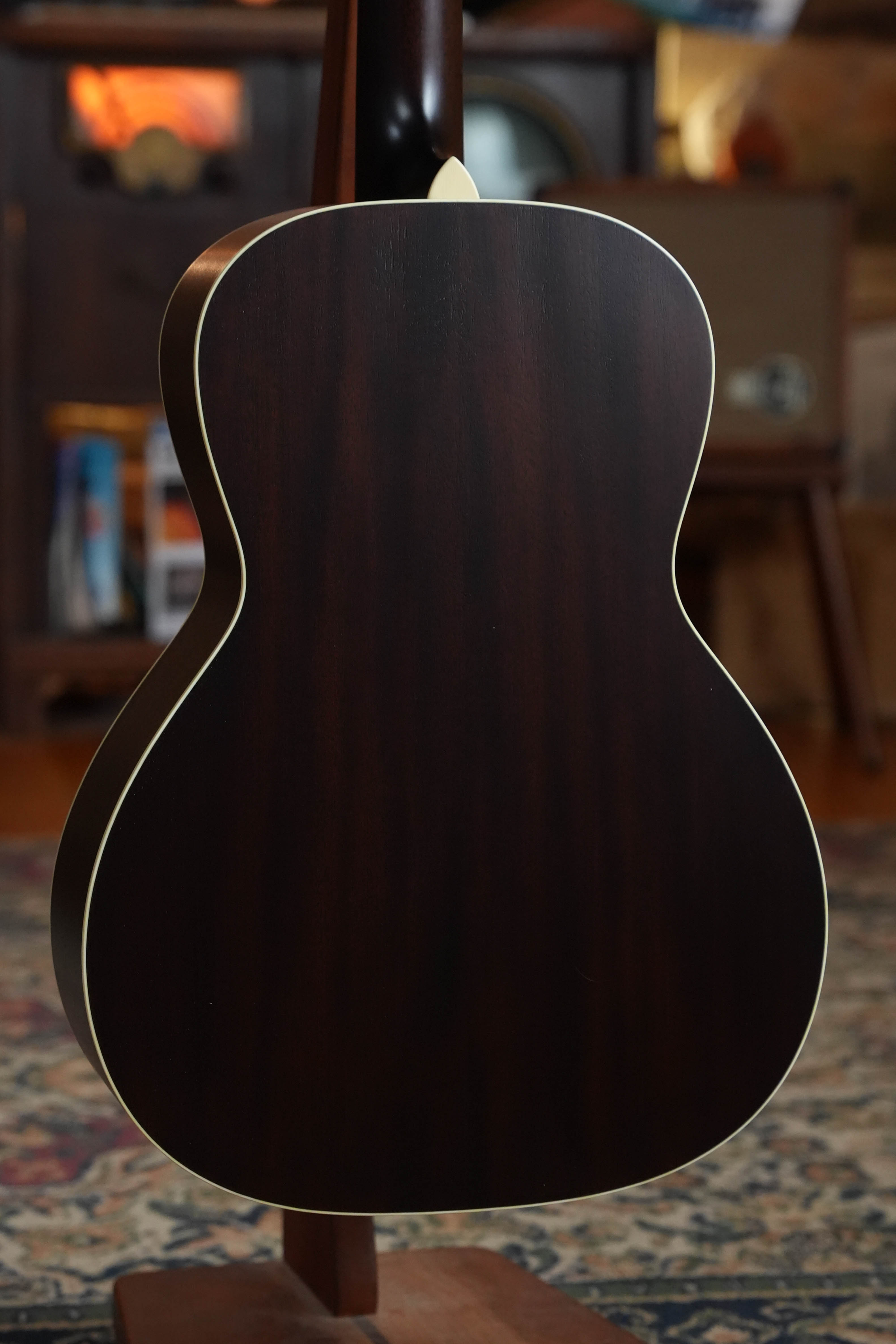 Bourgeois L-DBO The Natural Professional Series Satin Slope Shoulder Acoustic Guitar #1339