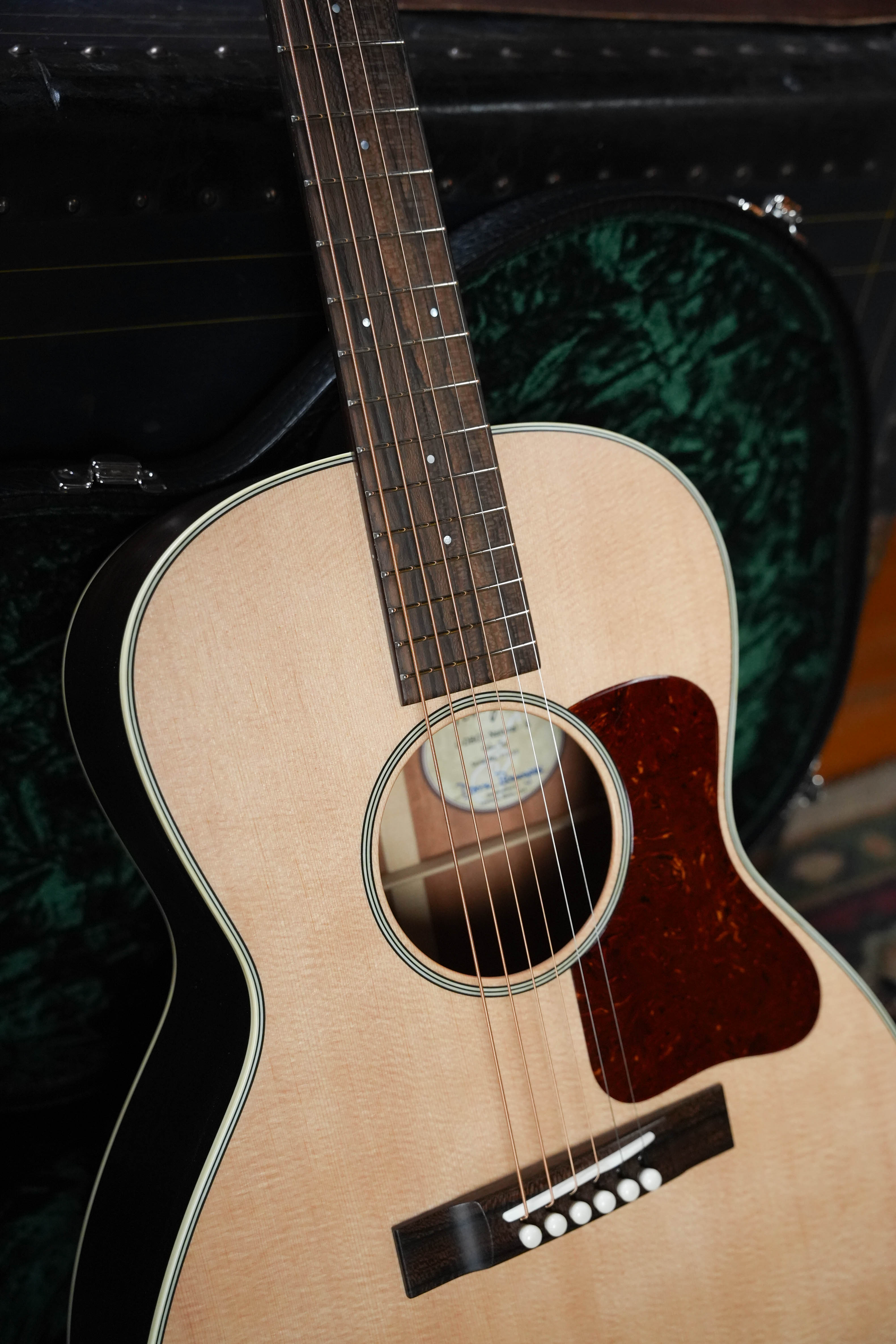 Bourgeois L-DBO The Natural Professional Series Satin Slope Shoulder Acoustic Guitar #1339