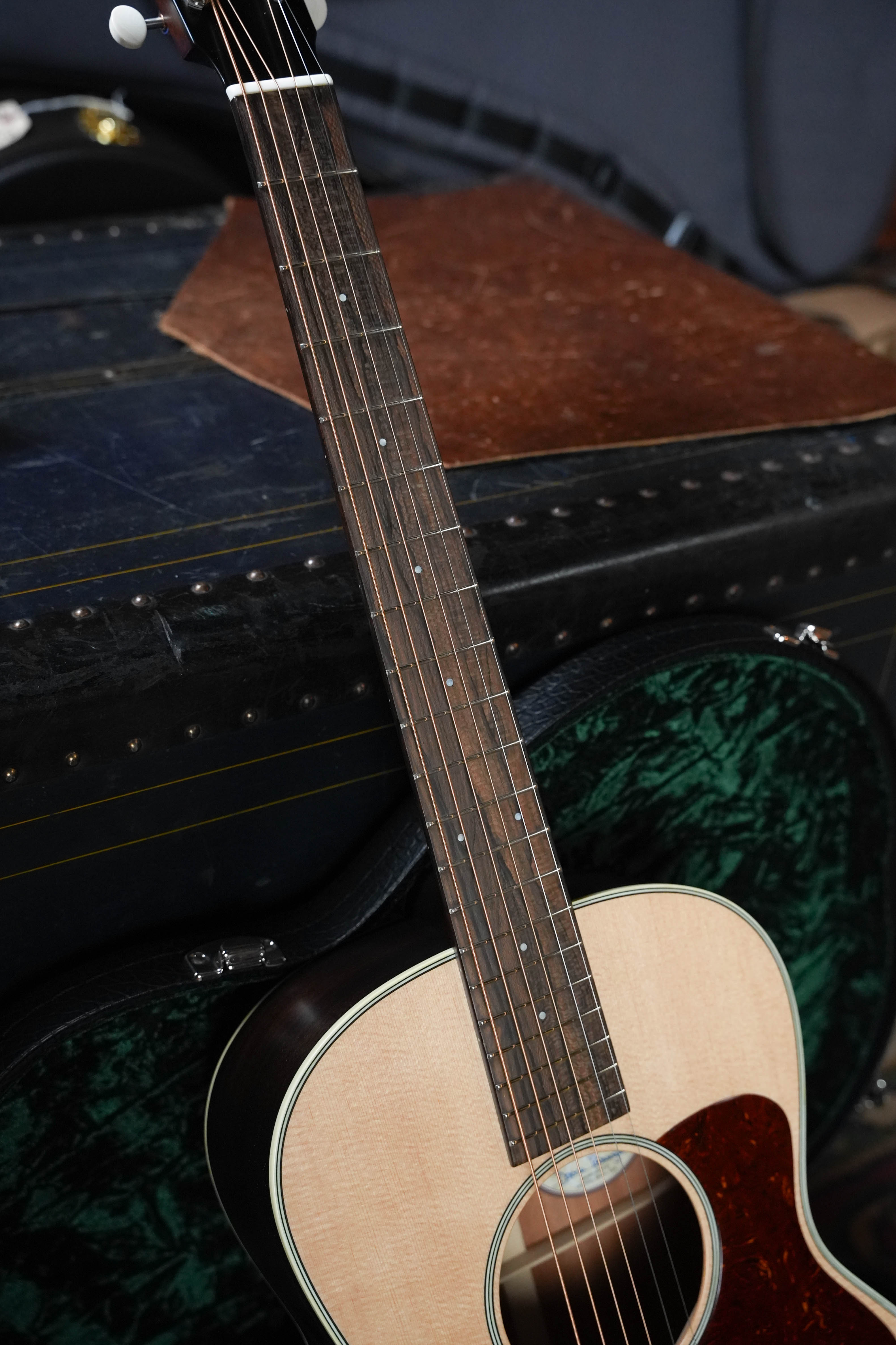 Bourgeois L-DBO The Natural Professional Series Satin Slope Shoulder Acoustic Guitar #1339