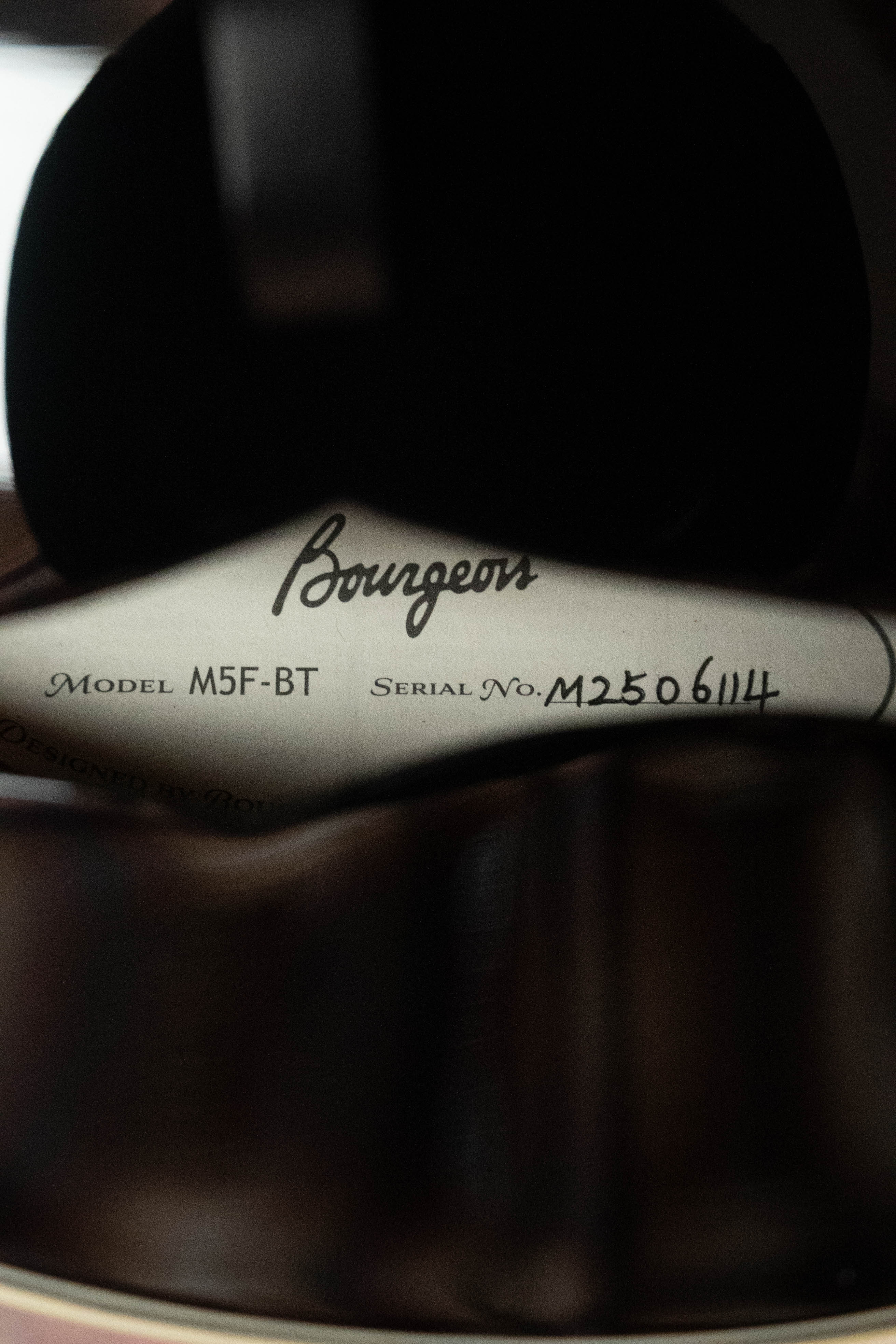 Bourgeois M5-F-BT Aged-Tone Adirondack/Maple Black Top F-Style Mandolin #6114