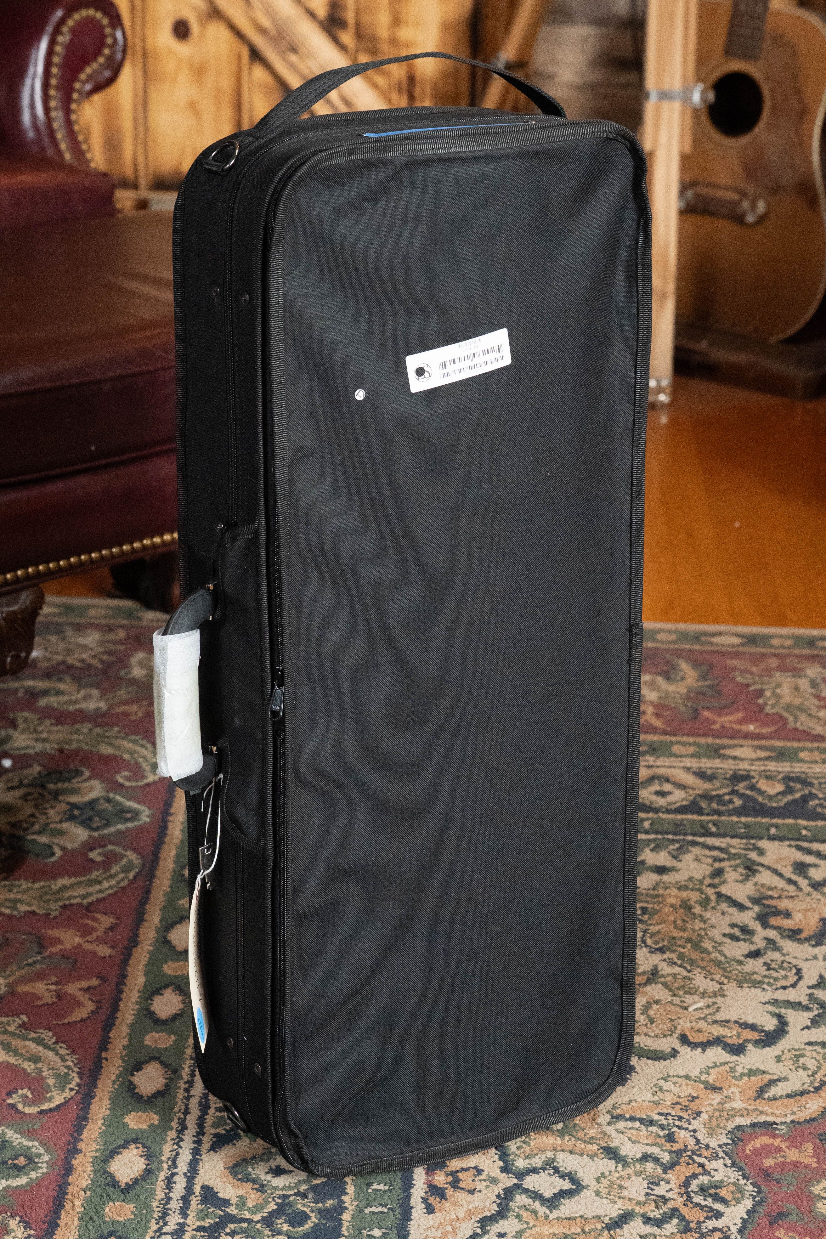 Bourgeois M5-F-BT Aged-Tone Adirondack/Maple Black Top F-Style Mandolin #6117