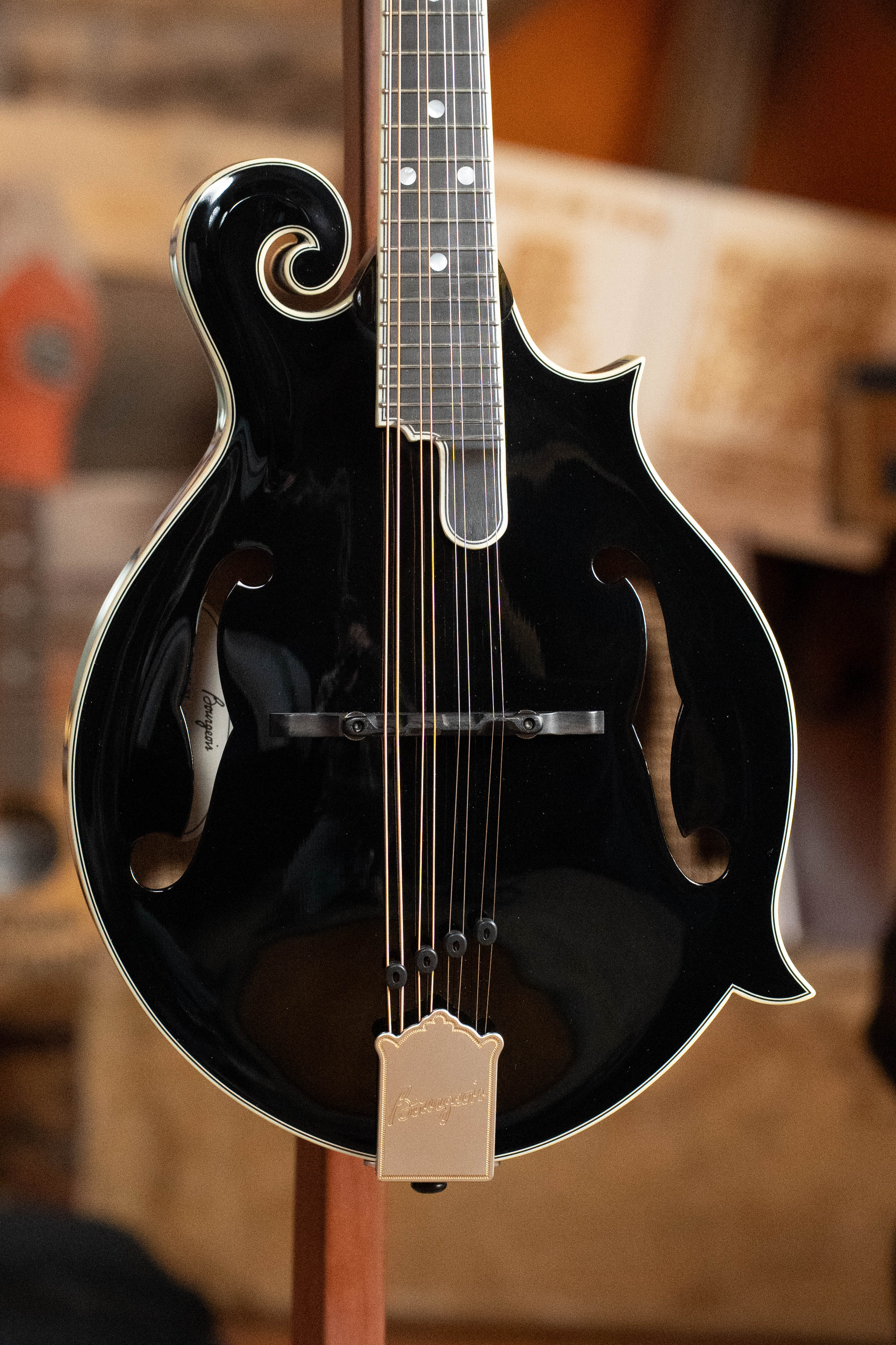 Bourgeois M5-F-BT Aged-Tone Adirondack/Maple Black Top F-Style Mandolin #6117