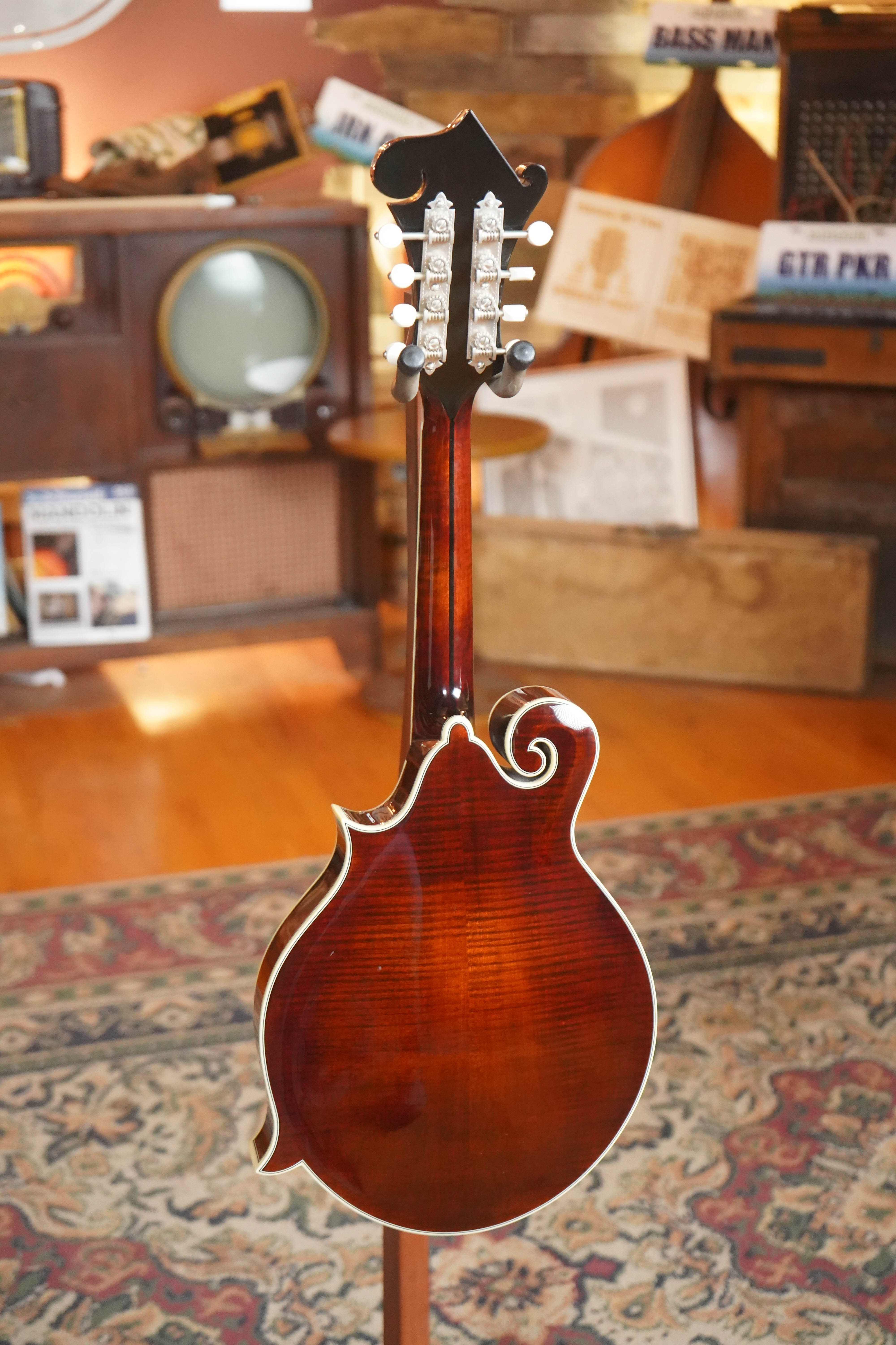 Bourgeois M5-F-BT Aged-Tone Finish Black Top F-Style Mandolin #6112
