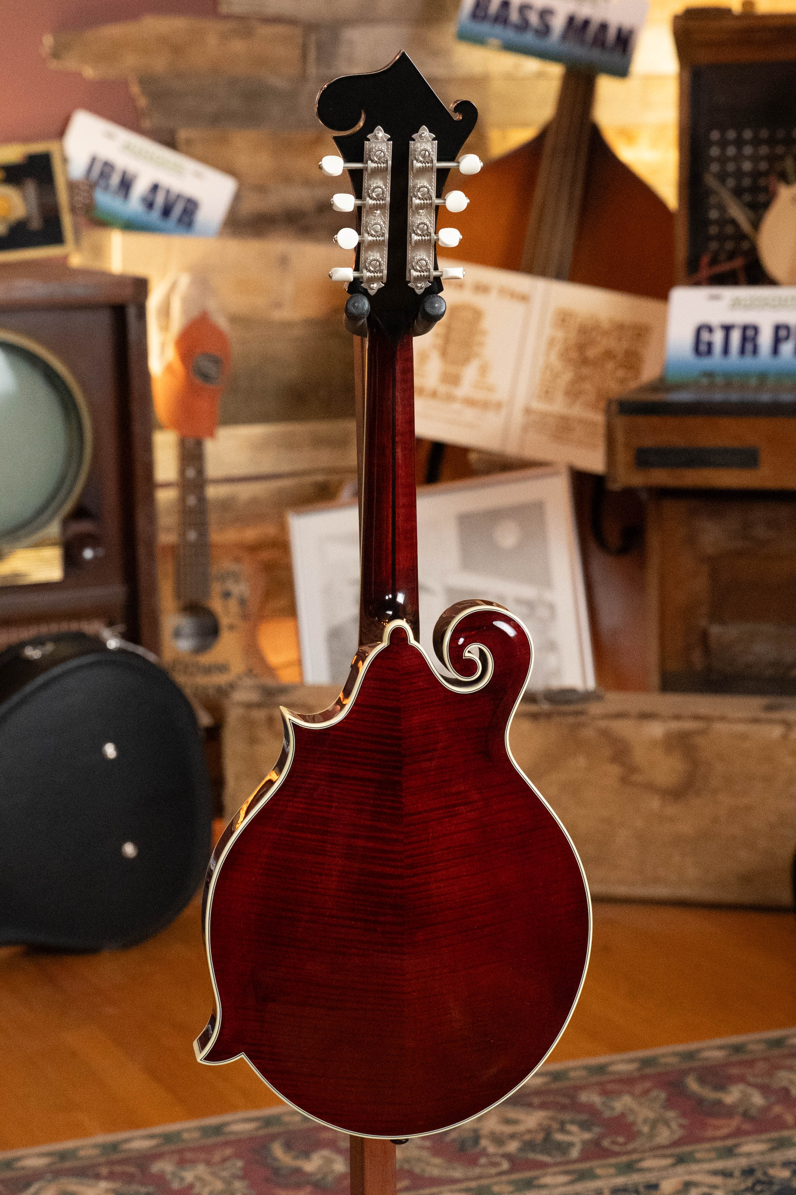 Bourgeois M5-F-CR Aged-Tone Adirondack/Maple Cordovan Red F-Style Mandolin #2001