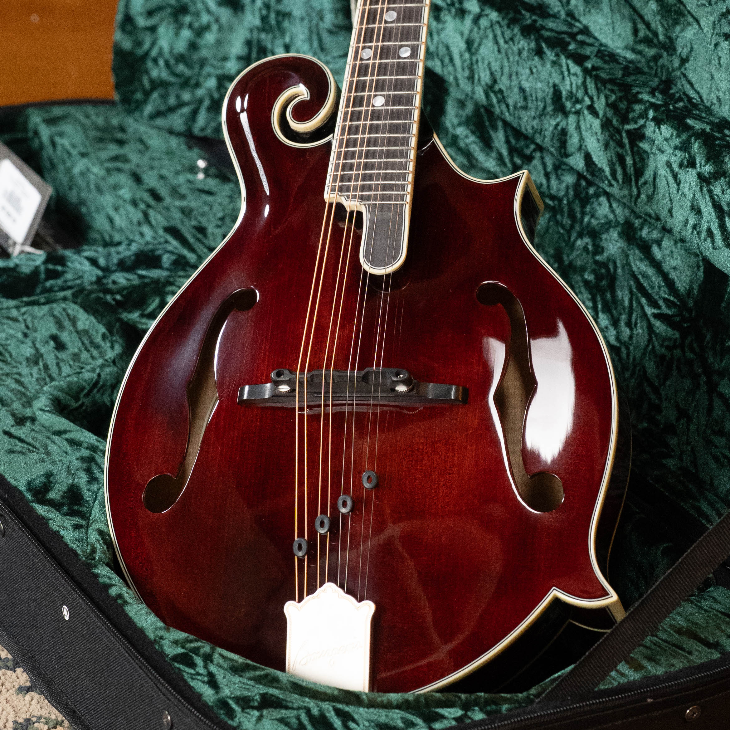 Bourgeois M5-F-CR Aged-Tone Adirondack/Maple Cordovan Red F-Style Mandolin #2138