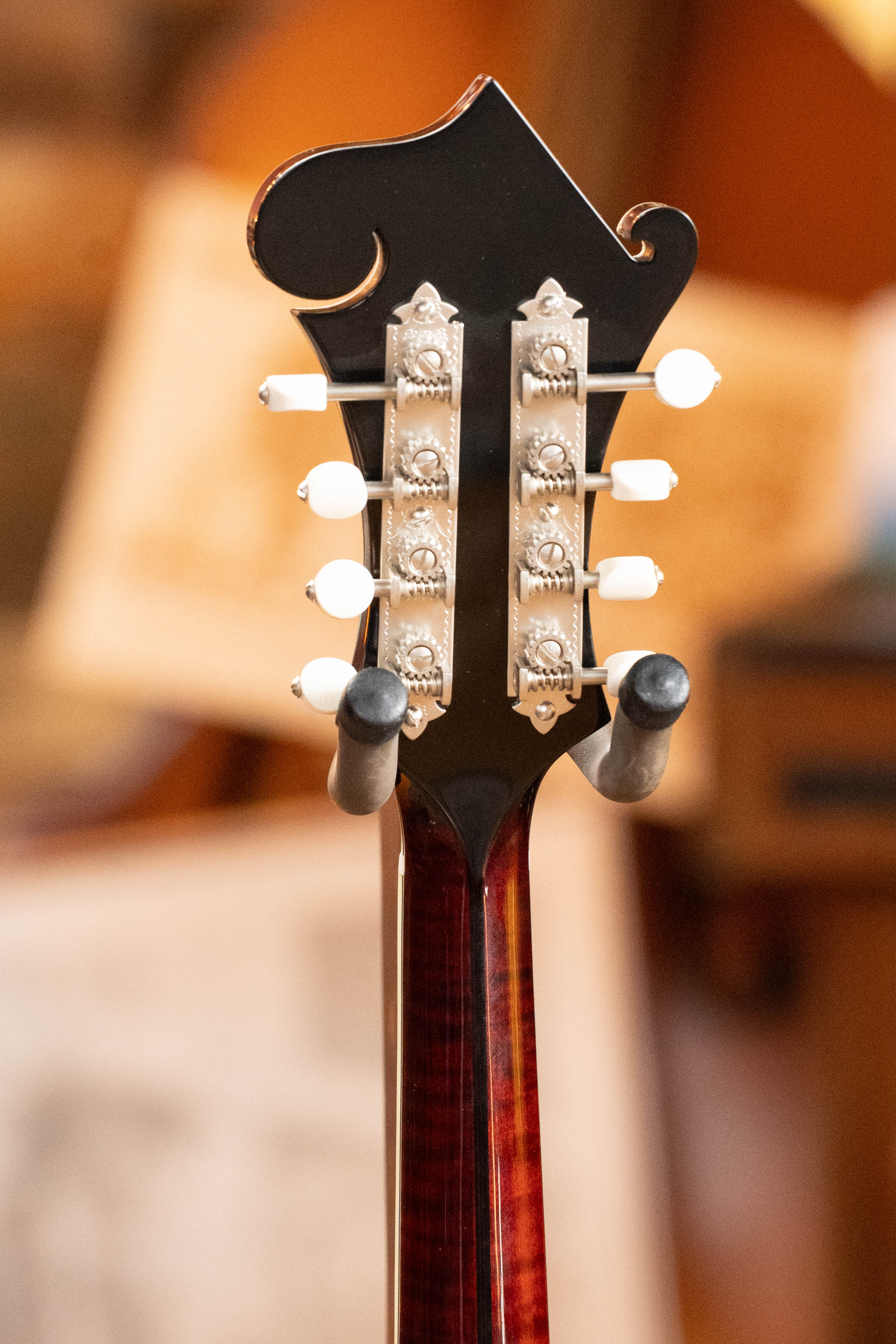 Bourgeois M5-F-CR Aged-Tone Adirondack/Maple Cordovan Red F-Style Mandolin #2138