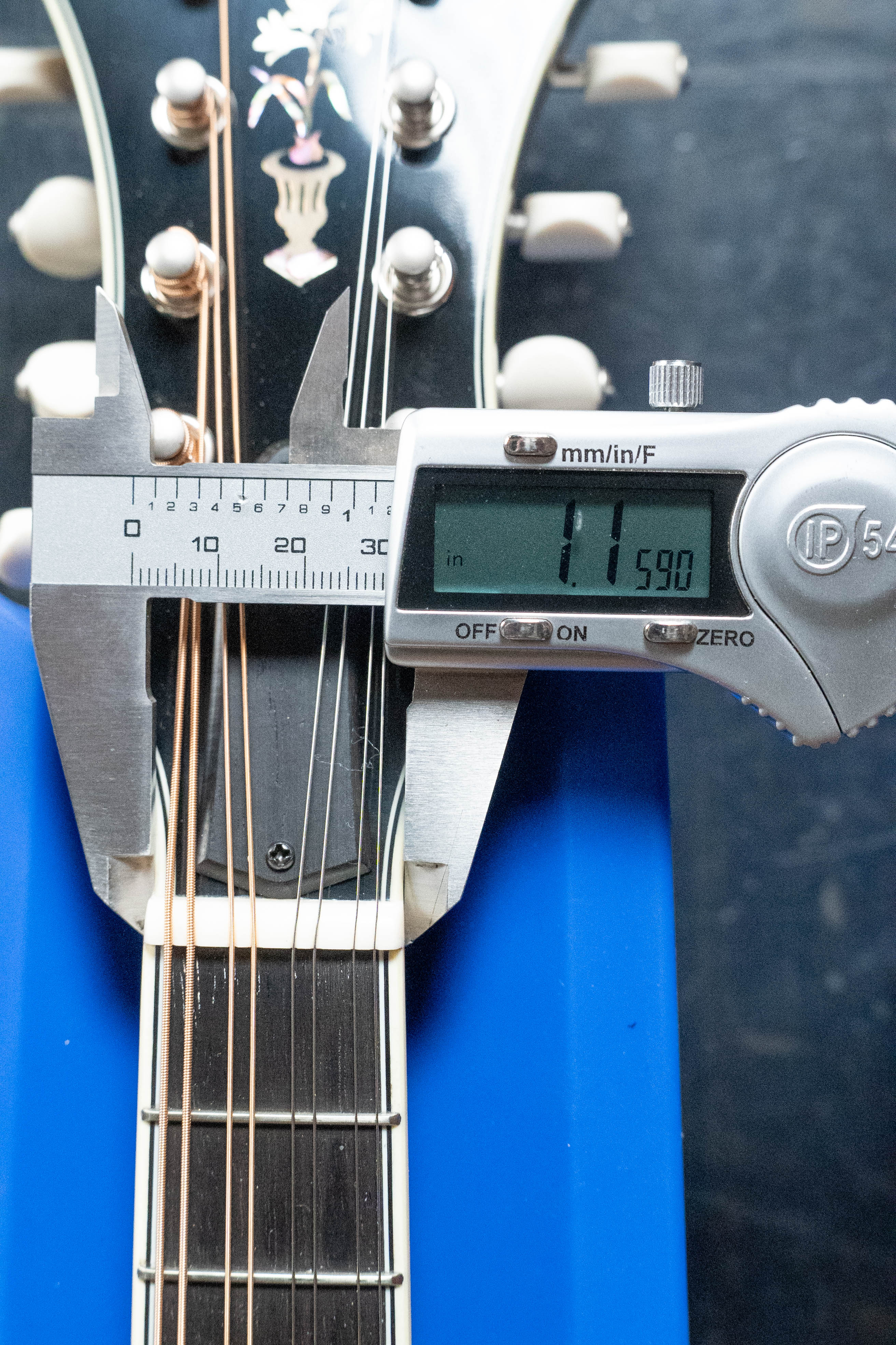 Bourgeois M5-F-SB Aged-Tone Adirondack/Maple Sunburst F-Style Mandolin #0101