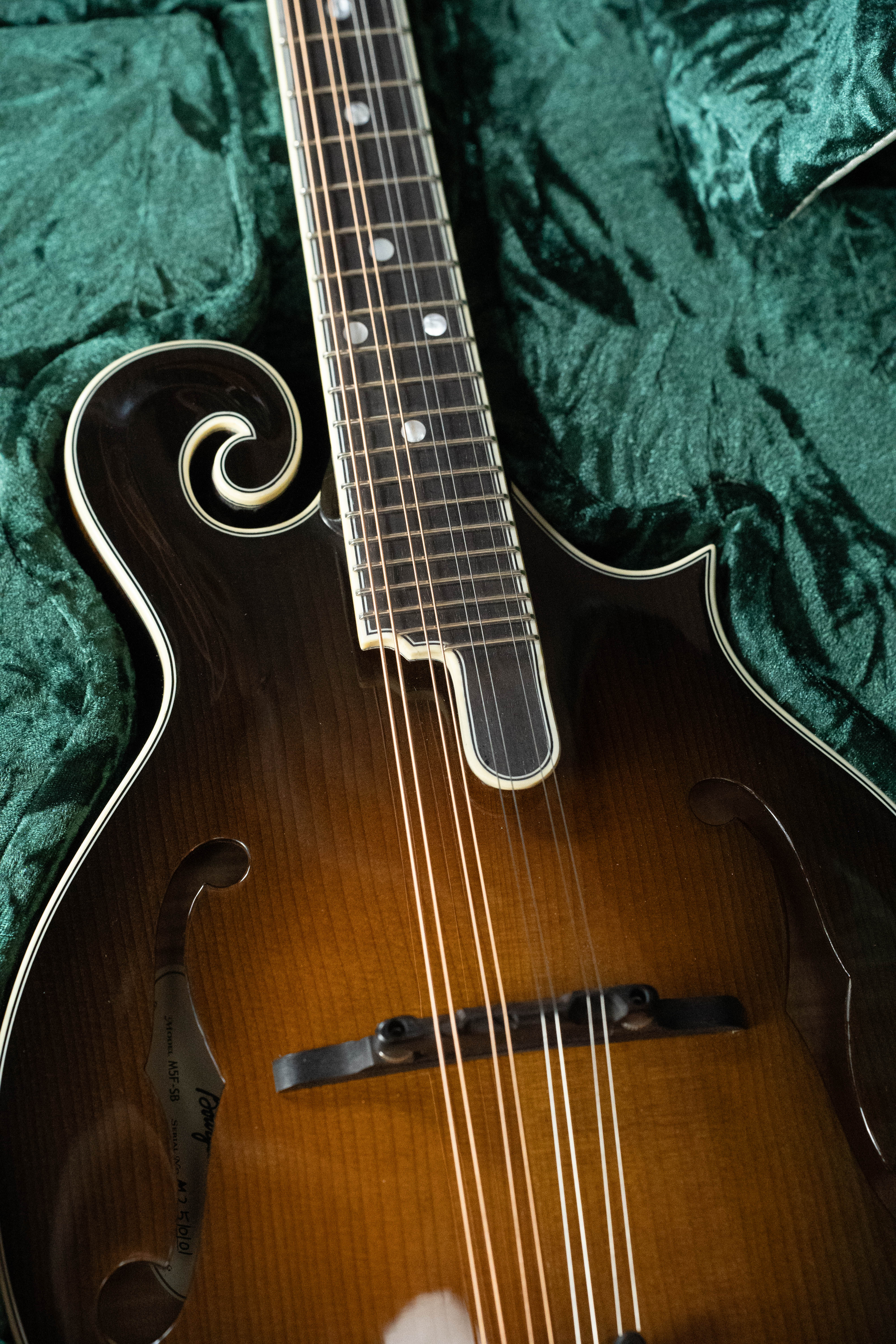 Bourgeois M5-F-SB Aged-Tone Adirondack/Maple Sunburst F-Style Mandolin #0101