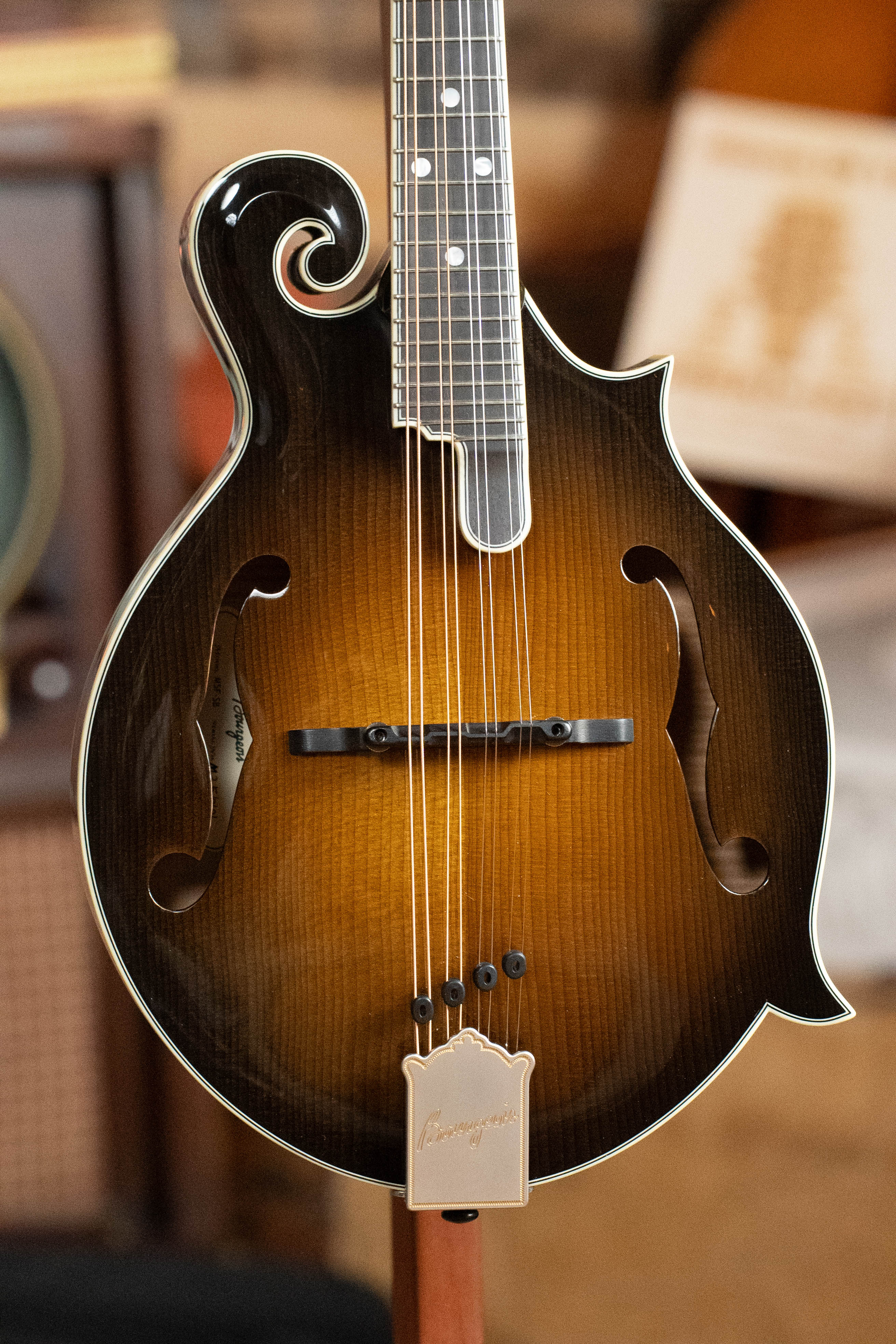 Bourgeois M5-F-SB Aged-Tone Adirondack/Maple Sunburst F-Style Mandolin #0101