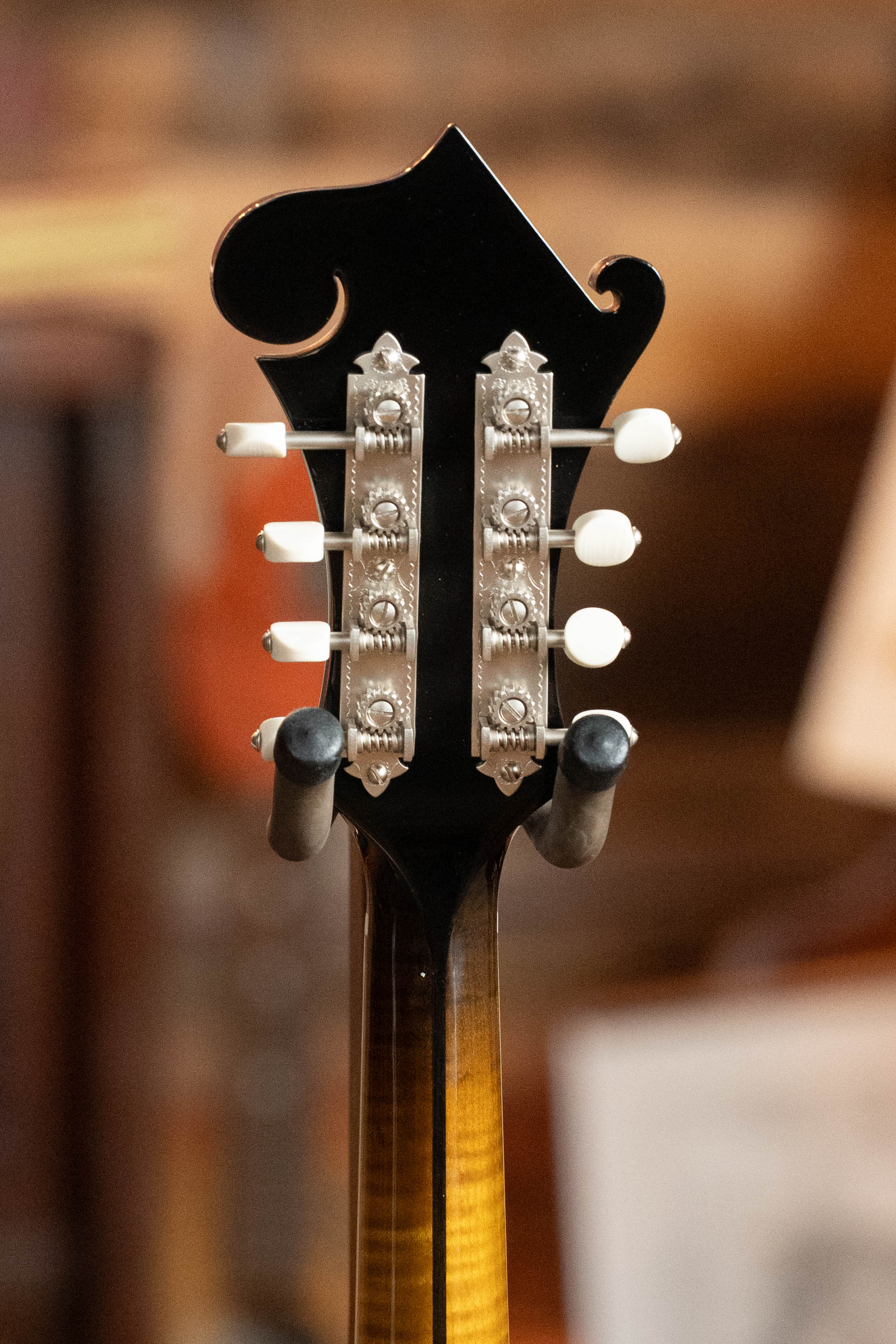 Bourgeois M5-F-SB Aged-Tone Adirondack/Maple Sunburst F-Style Mandolin #9110