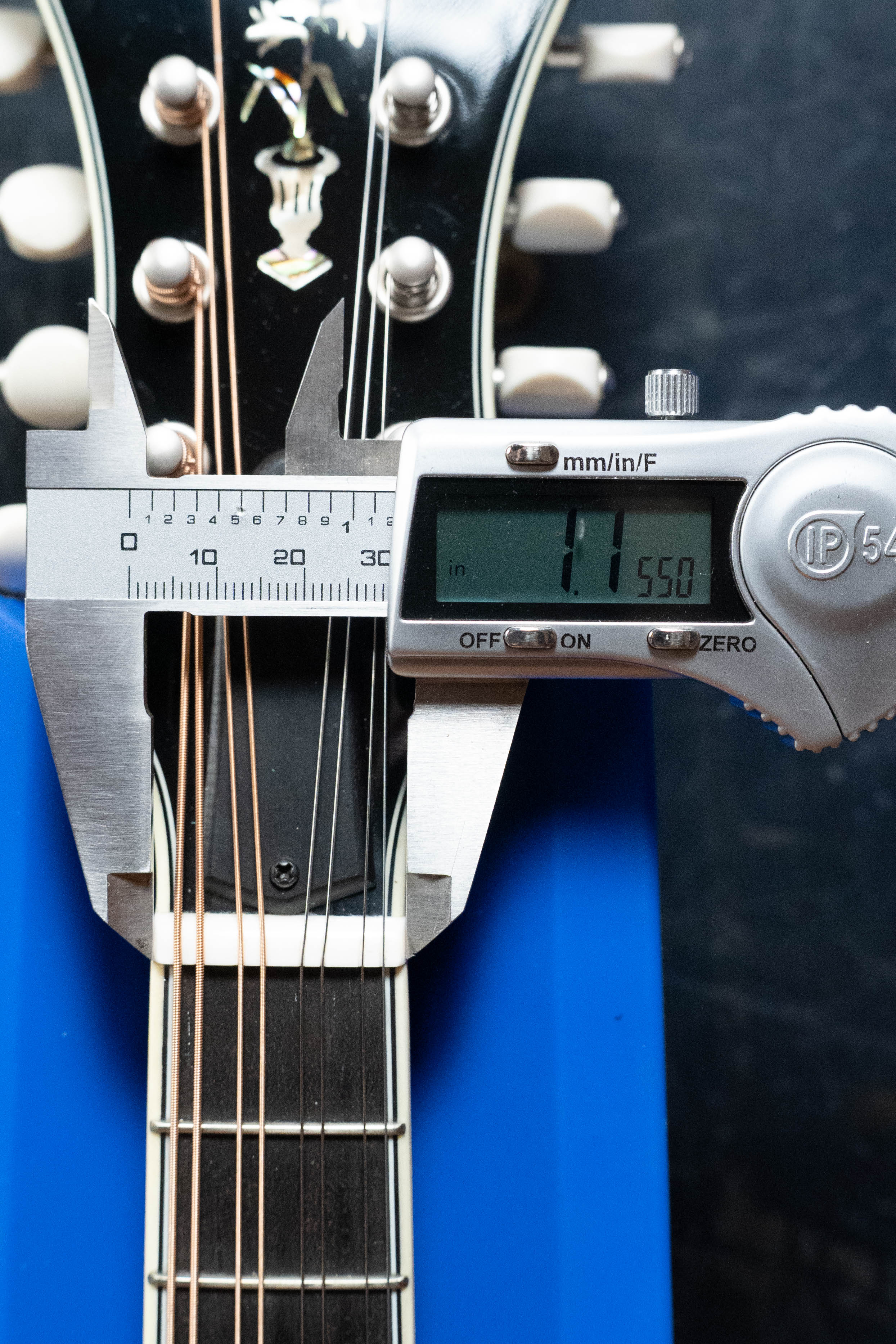 Bourgeois M5-F-SB Aged-Tone Adirondack/Maple Sunburst F-Style Mandolin #9110