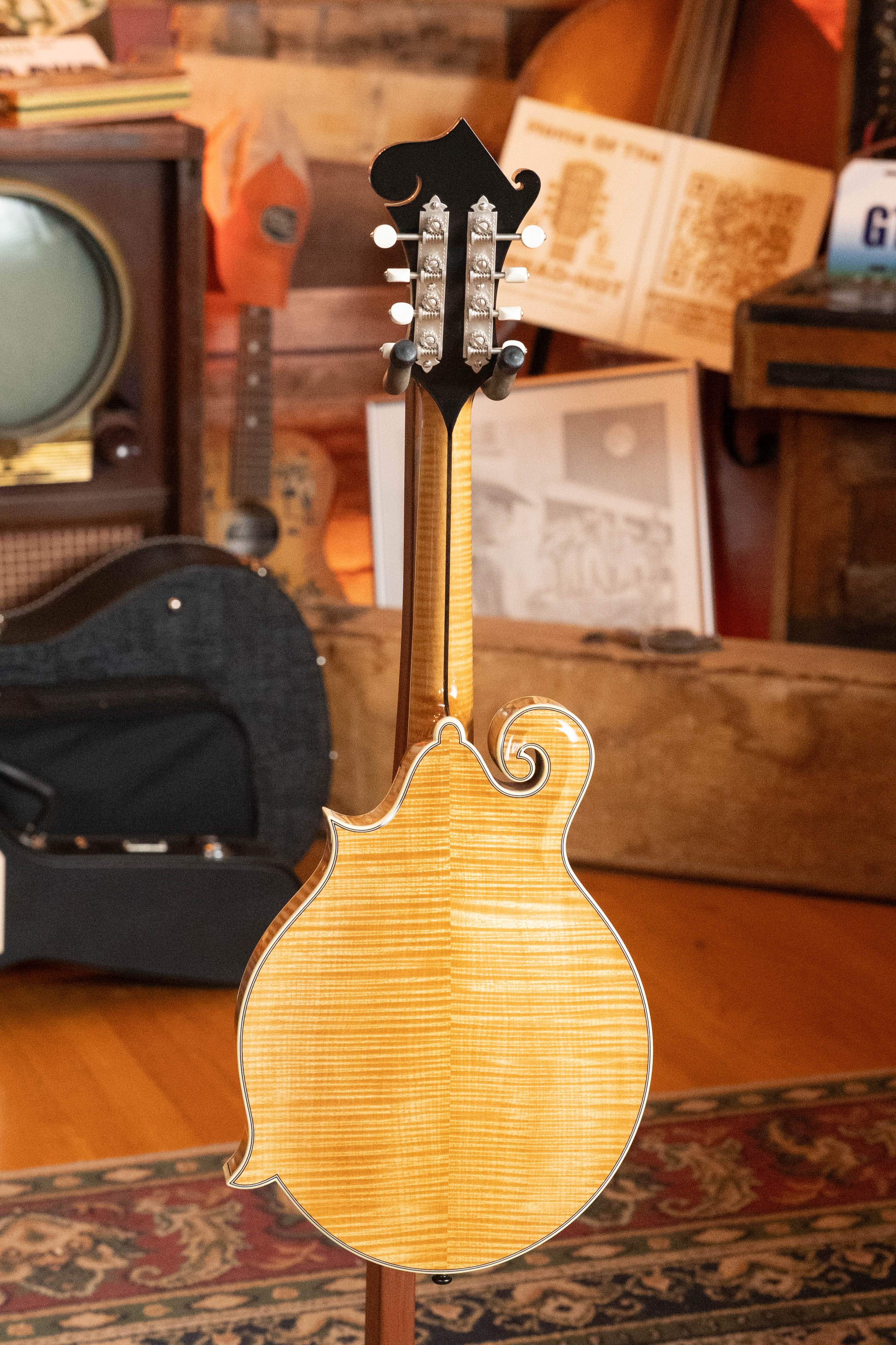 Bourgeois M5-F Aged-Tone Adirondack/Maple F-Style Mandolin #4105