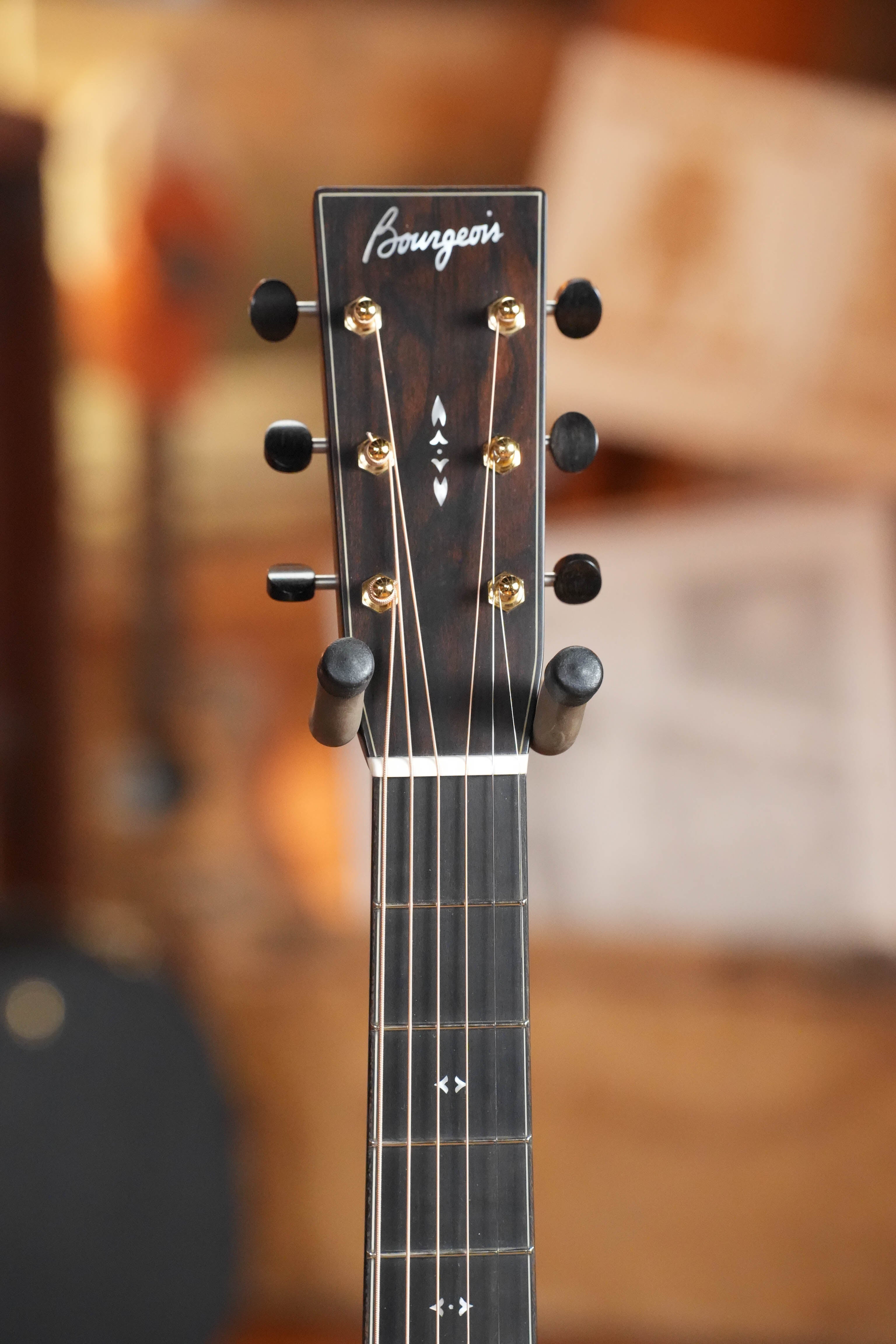 Bourgeois OMSIG-SB/TS Touchstone Signature Torrefied Alaskan Sitka/Madagascar Rosewood Sunburst Orchestra Model Acoustic Guitar #1298