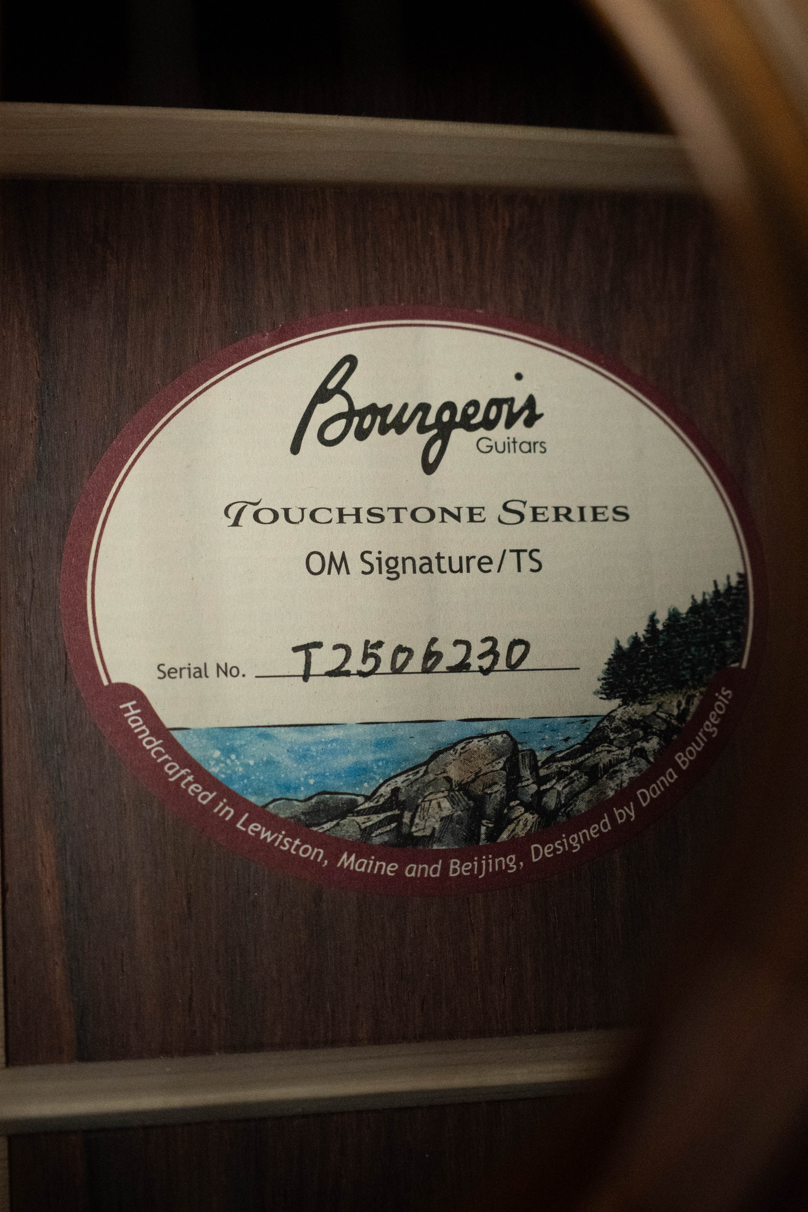 Bourgeois OM Touchstone Signature Torrefied Alaskan Sitka/Madagascar Rosewood Acoustic Guitar #6230
