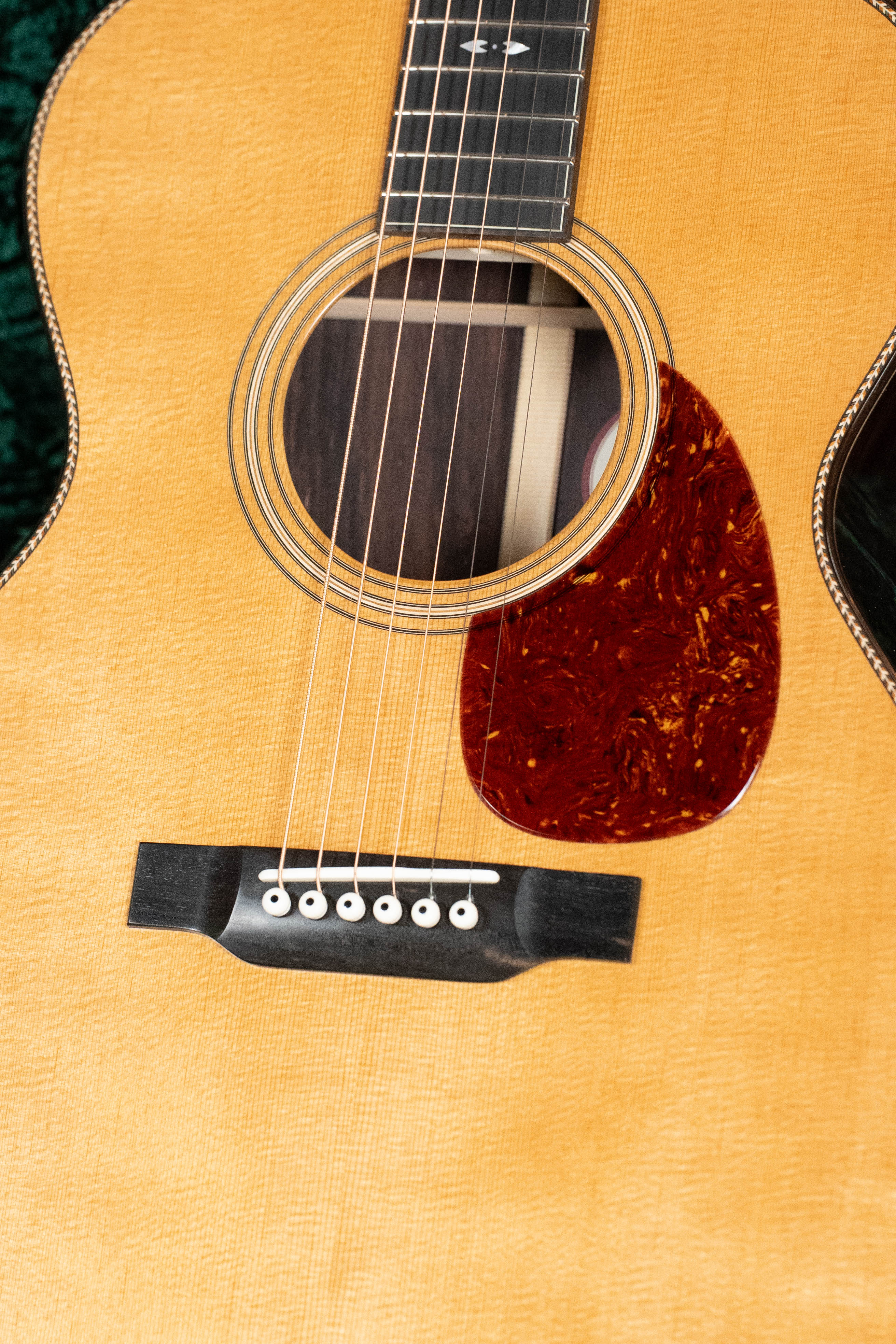 Bourgeois OM Touchstone Signature Torrefied Alaskan Sitka/Madagascar Rosewood Acoustic Guitar #7228