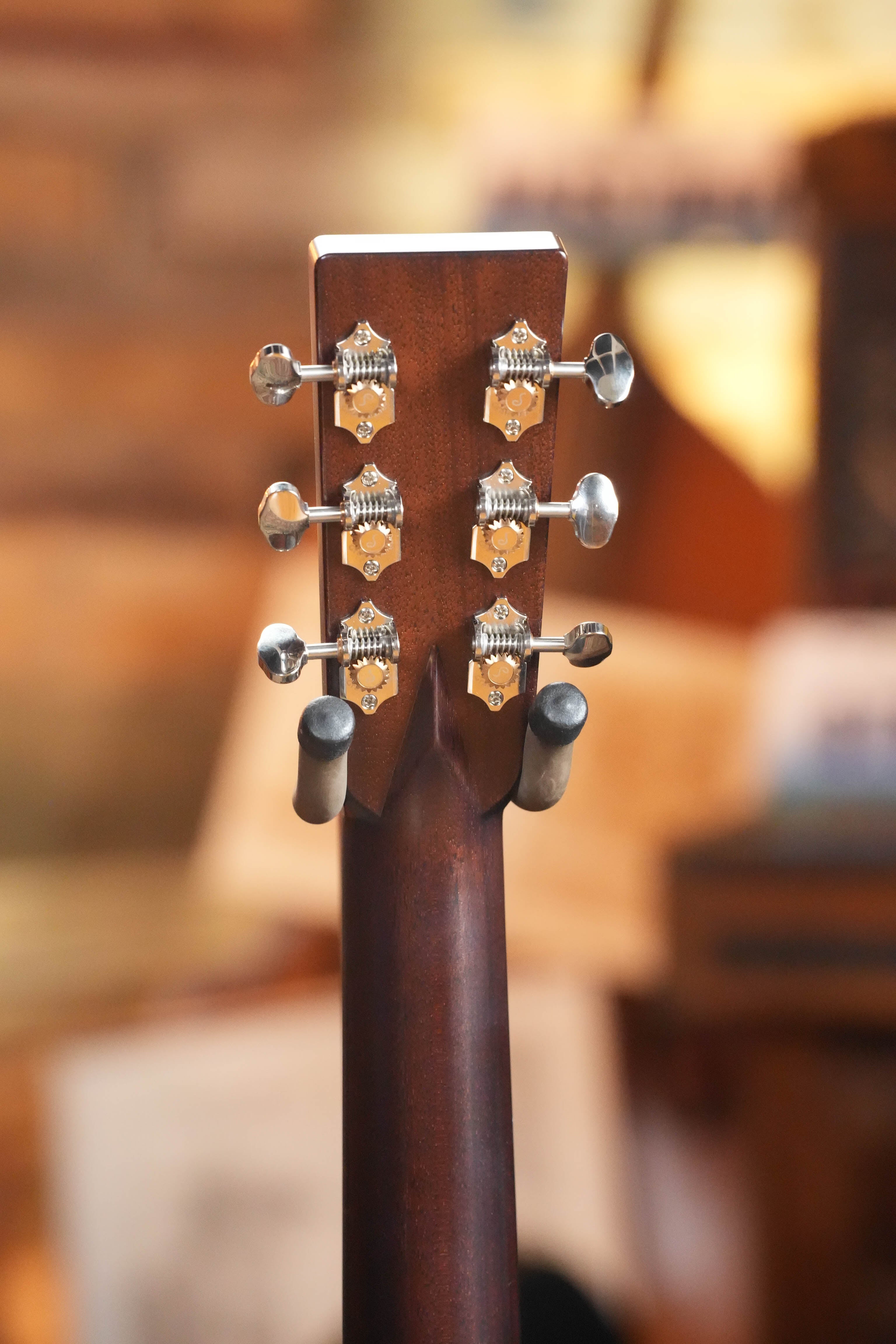 Bourgeois Professional Series Country Boy Satin Sitka/Mahogany Satin OM Acoustic Guitar #1414