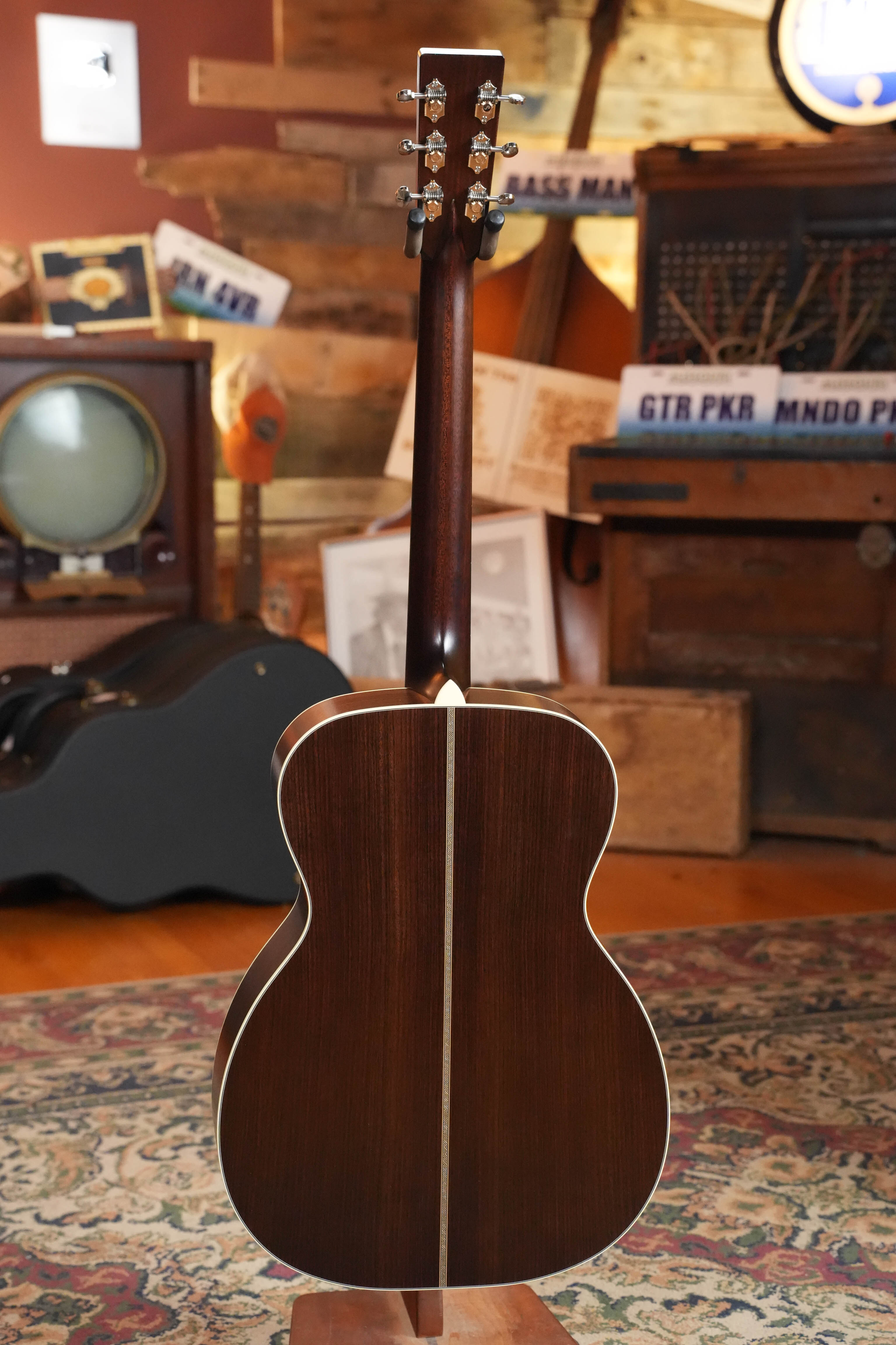 Bourgeois Professional Series Sitka/Rosewood Satin OM Vintage Acoustic Guitar #1307