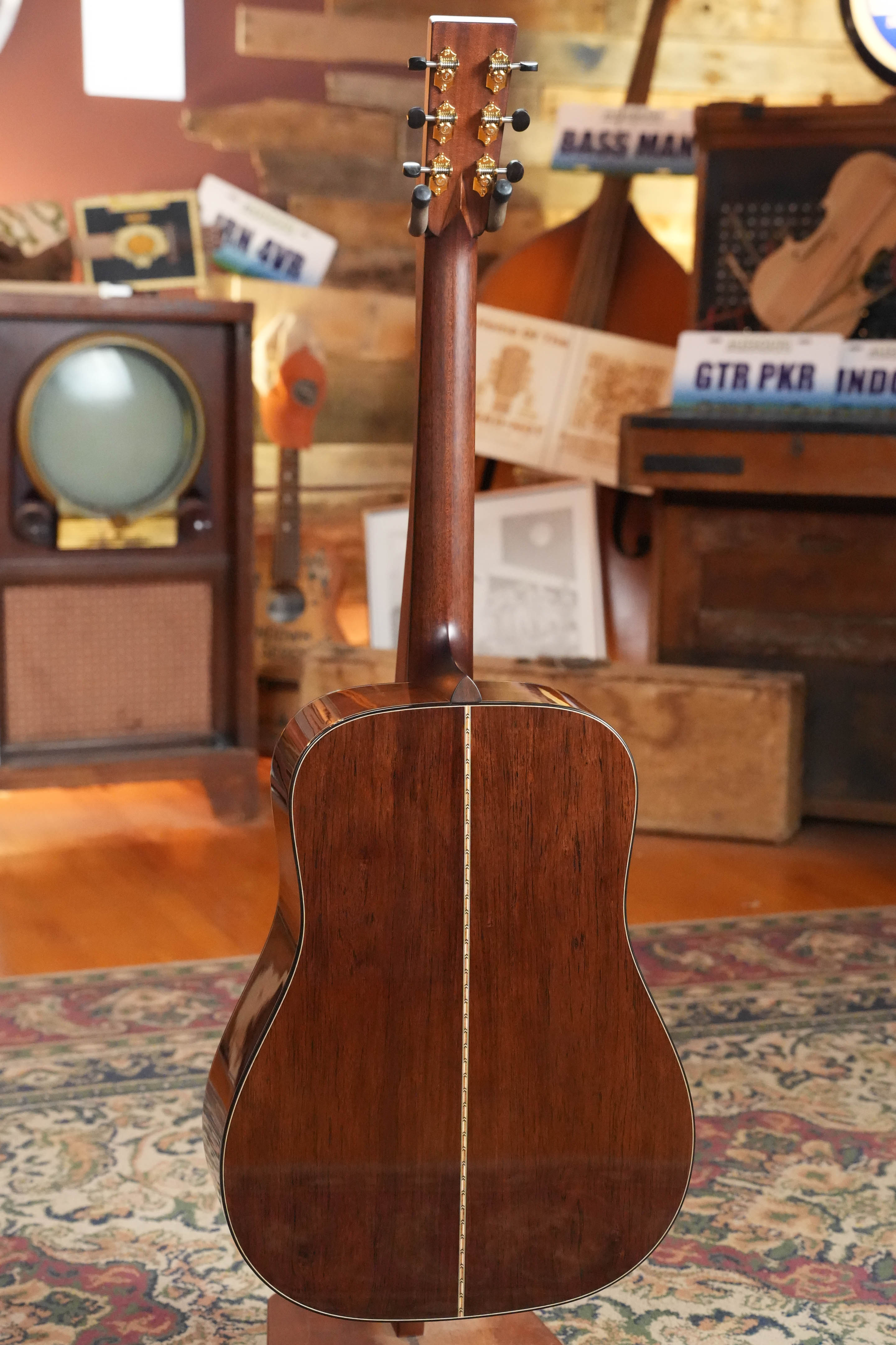 Bourgeois Signature Touchstone Series Spruce/Rosewood Sunburst Dreadnought Acoustic Guitar #2231