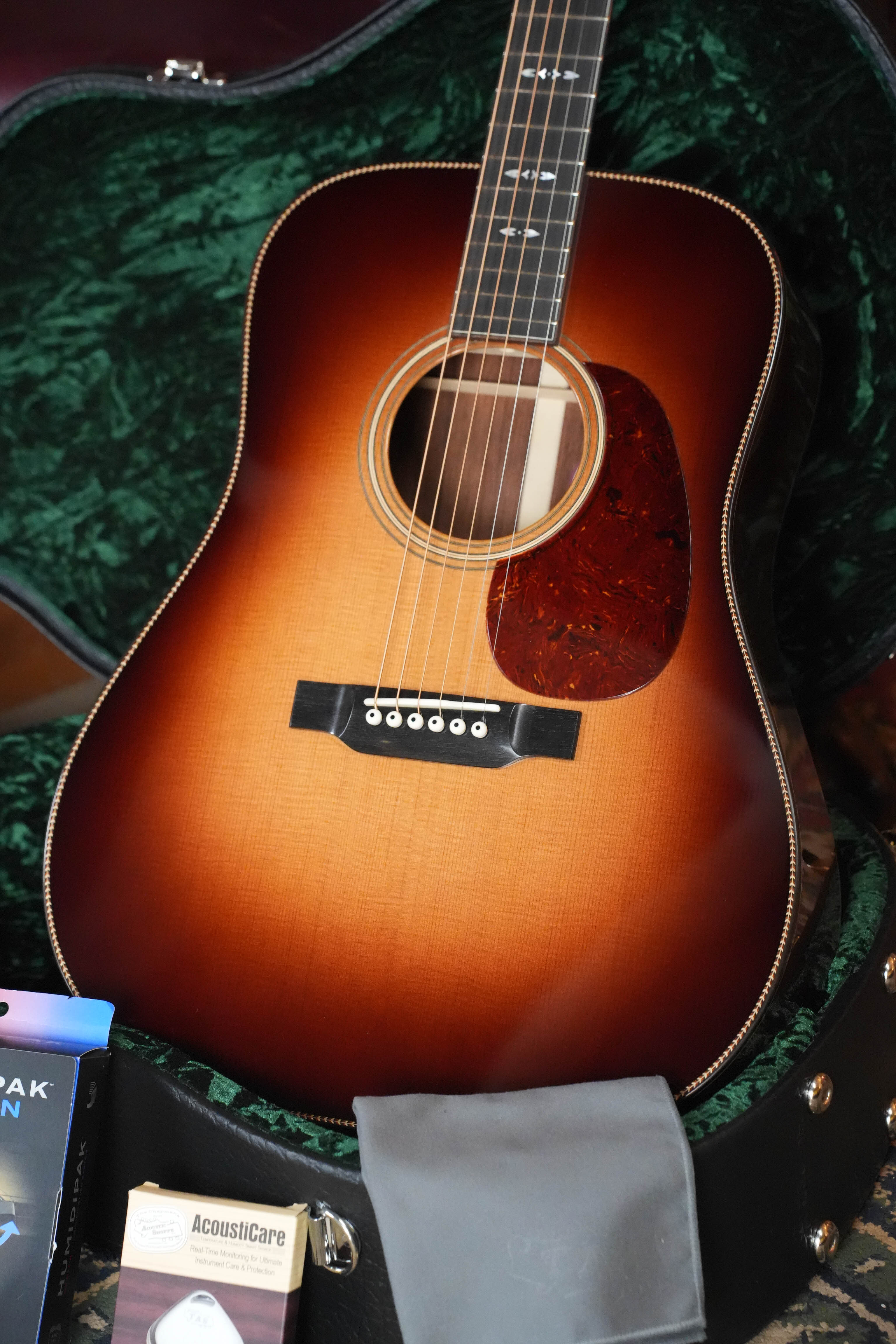 Bourgeois Signature Touchstone Series Sunburst Dreadnought Acoustic Guitar #1296