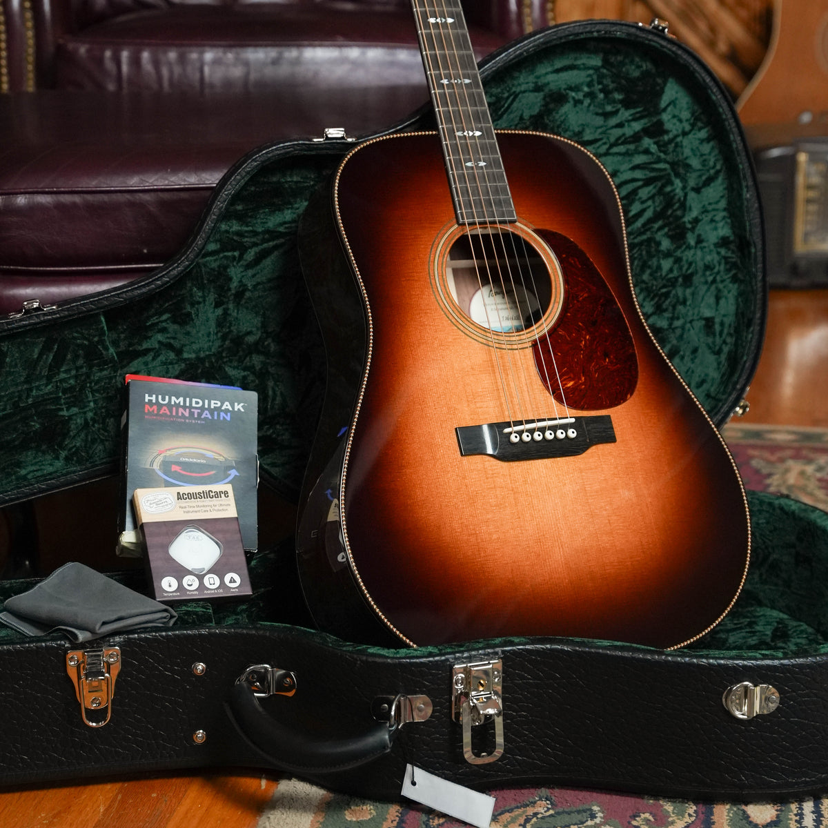 Bourgeois Signature Touchstone Series Sunburst Dreadnought Acoustic Guitar #6233