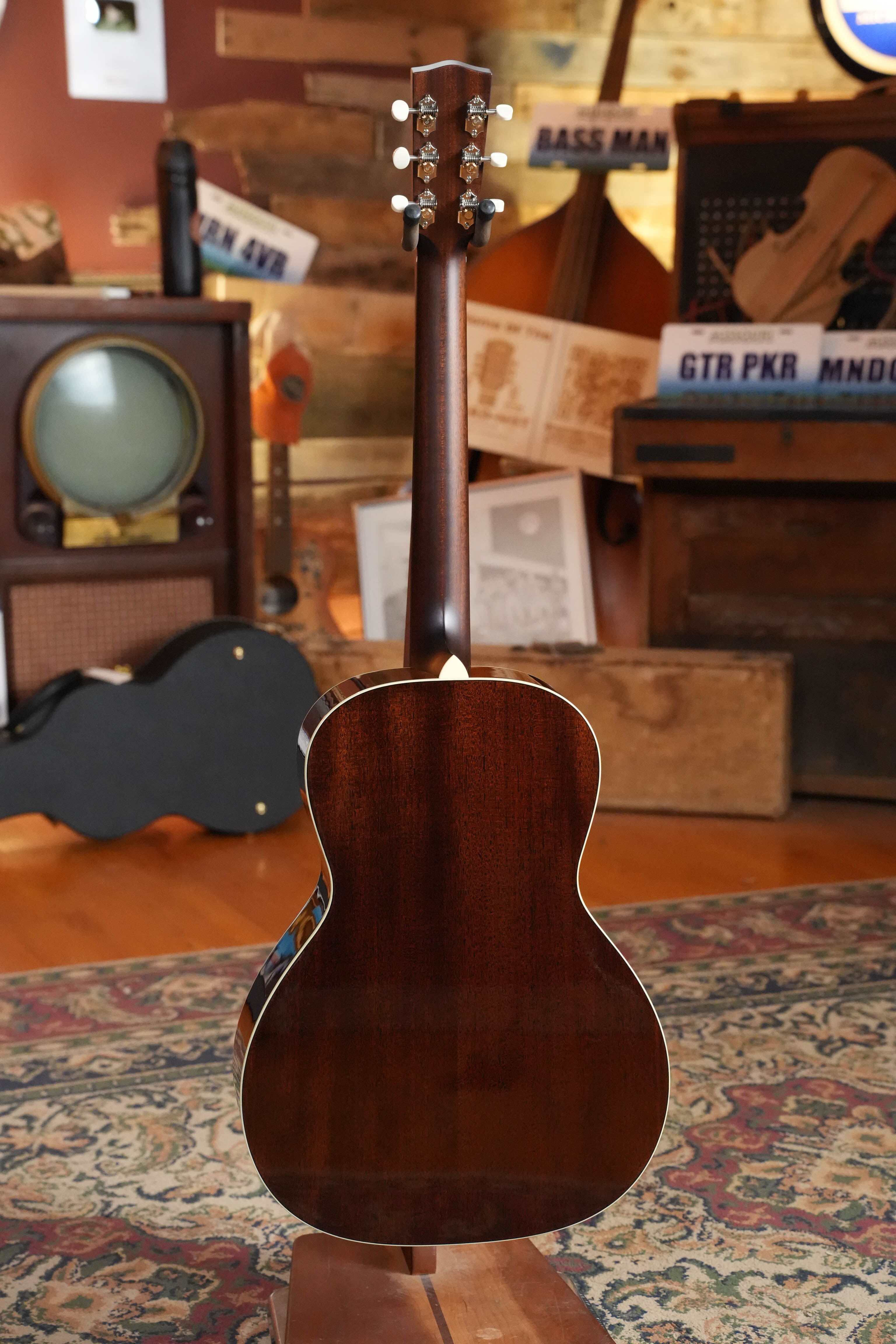 Bourgeois The Standard LDBS/TS Touchstone Series Torrefied Sitka/Mahogany OO Sunburst Acoustic Guitar #1252