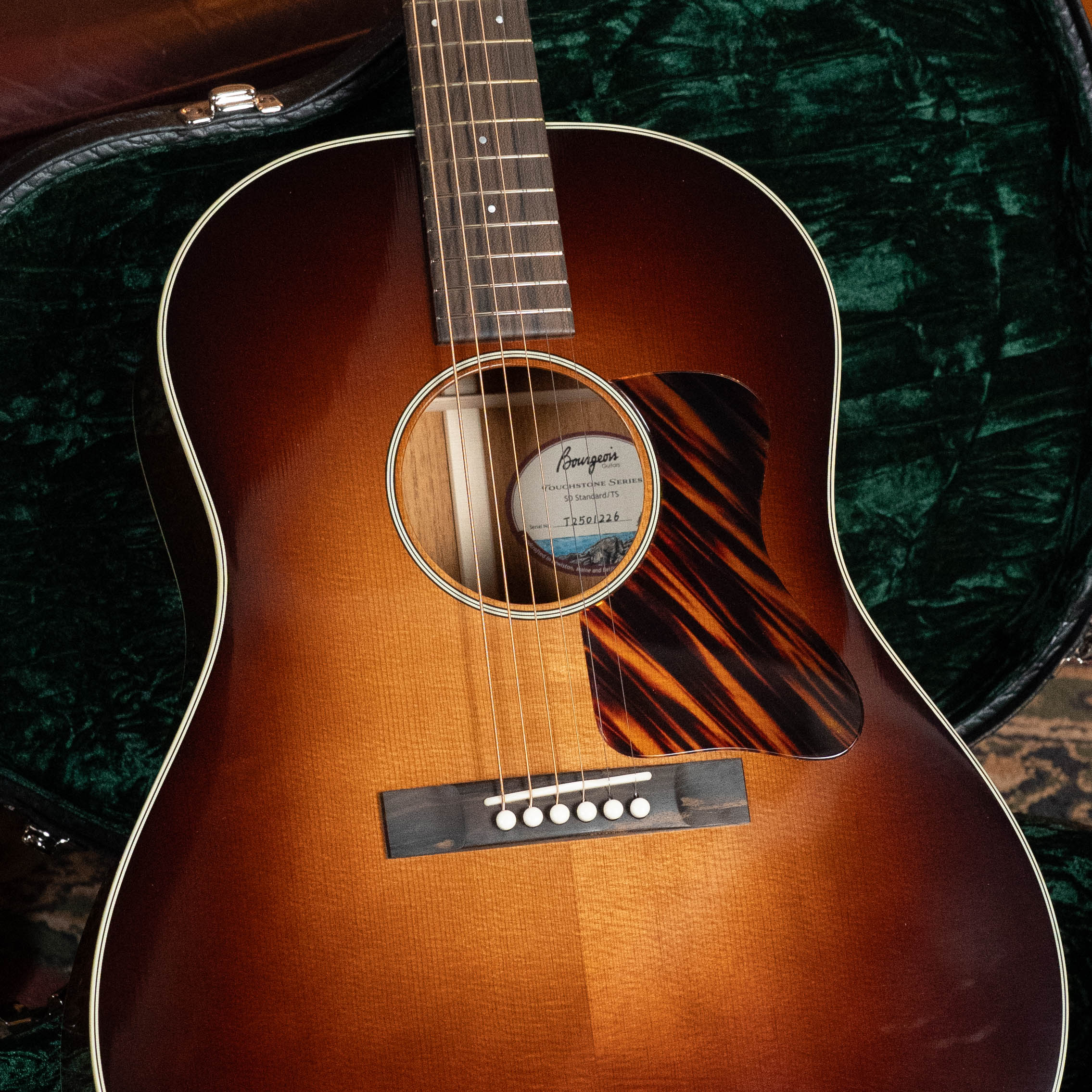 Bourgeois The Standard SDS/TS Touchstone Series Torrefied Sitka/Mahogany Slope Shoulder Sunburst Dreadnought Acoustic Guitar #1226