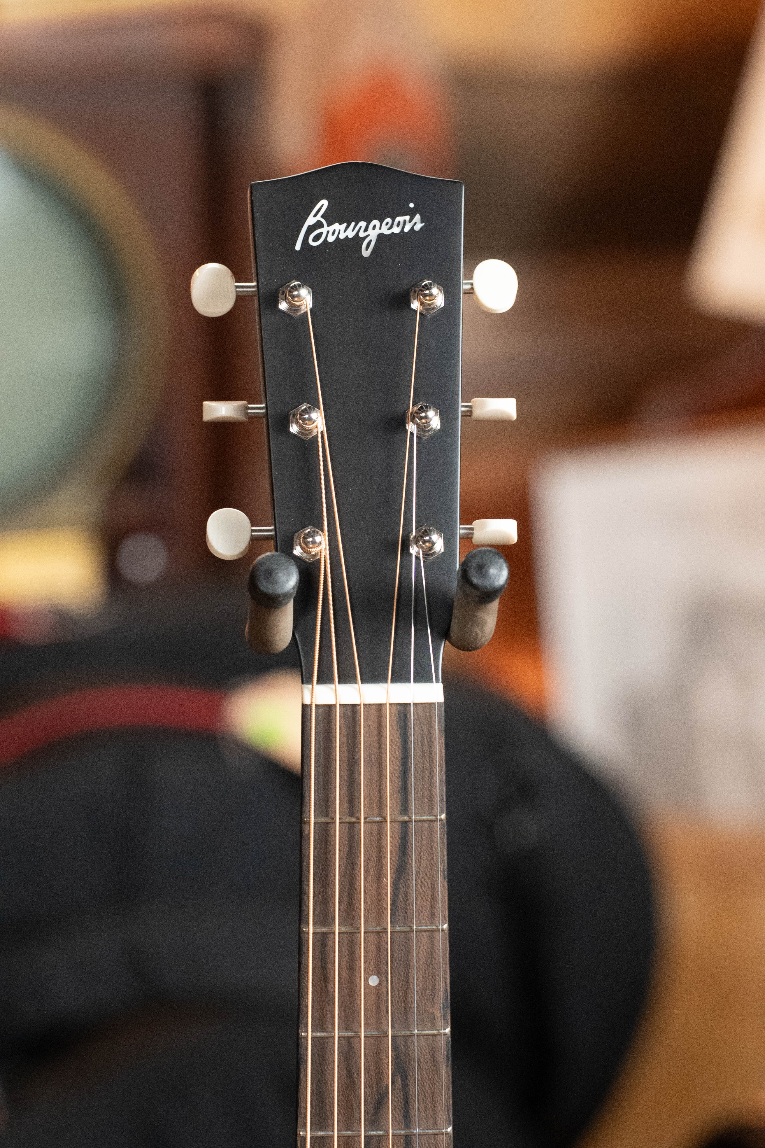 Bourgeois The Standard SDS/TS Touchstone Series Torrefied Sitka/Mahogany Slope Shoulder Sunburst Dreadnought Acoustic Guitar #1226
