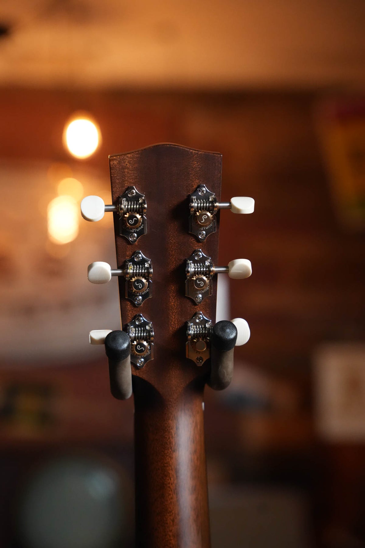 Bourgeois The Standard SDS/TS Touchstone Series Torrefied Sitka/Mahogany Slope Shoulder Sunburst Dreadnought Acoustic Guitar #2244