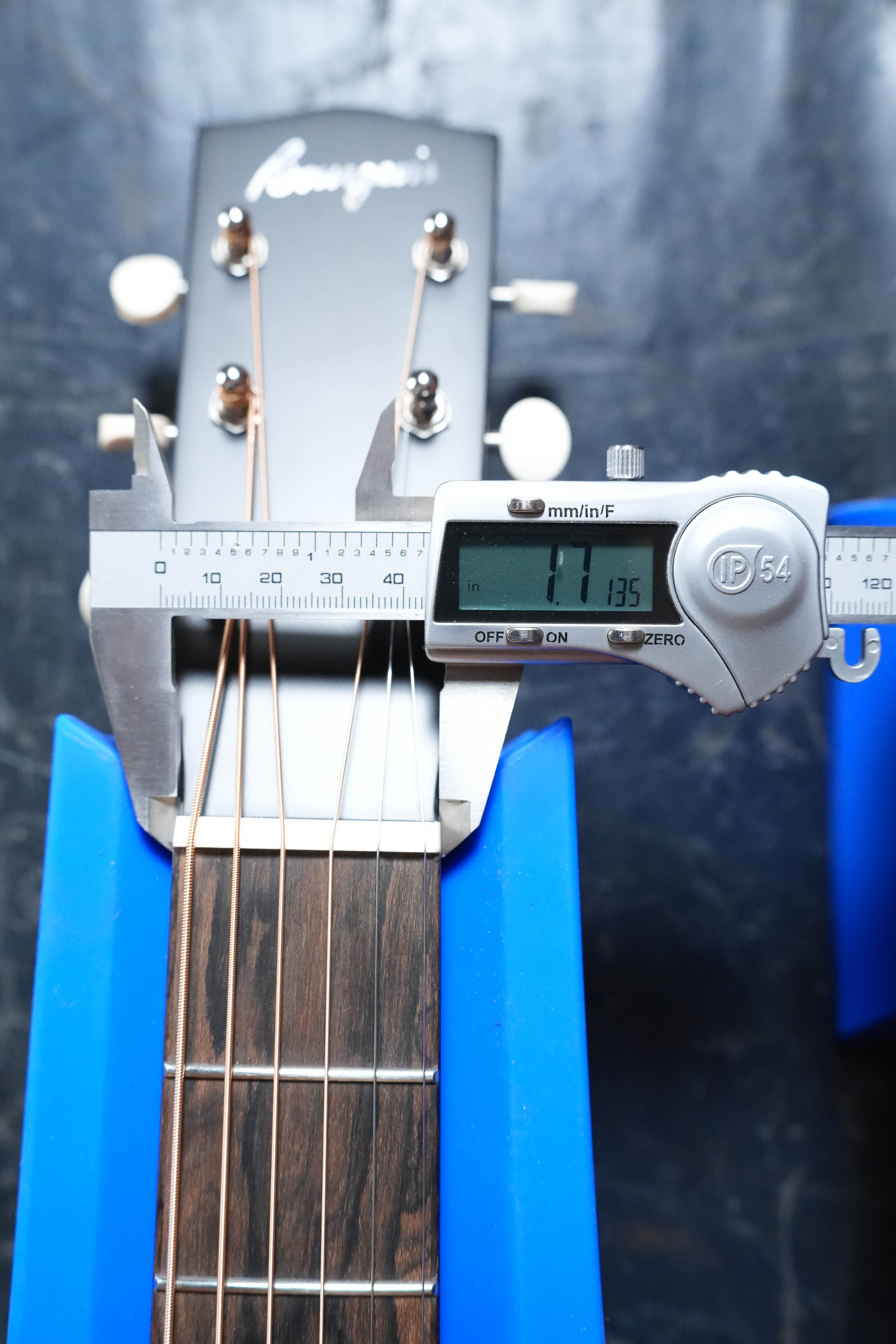 Bourgeois The Standard SDS/TS Touchstone Series Torrefied Sitka/Mahogany Slope Shoulder Sunburst Dreadnought Acoustic Guitar #2244