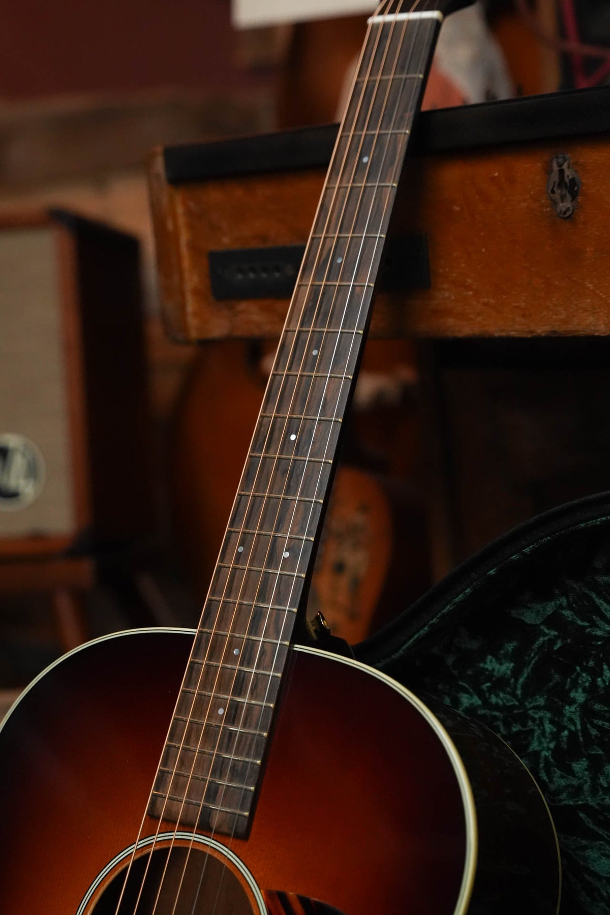 Bourgeois The Standard SDS/TS Touchstone Series Torrefied Sitka/Mahogany Slope Shoulder Sunburst Dreadnought Acoustic Guitar #2244