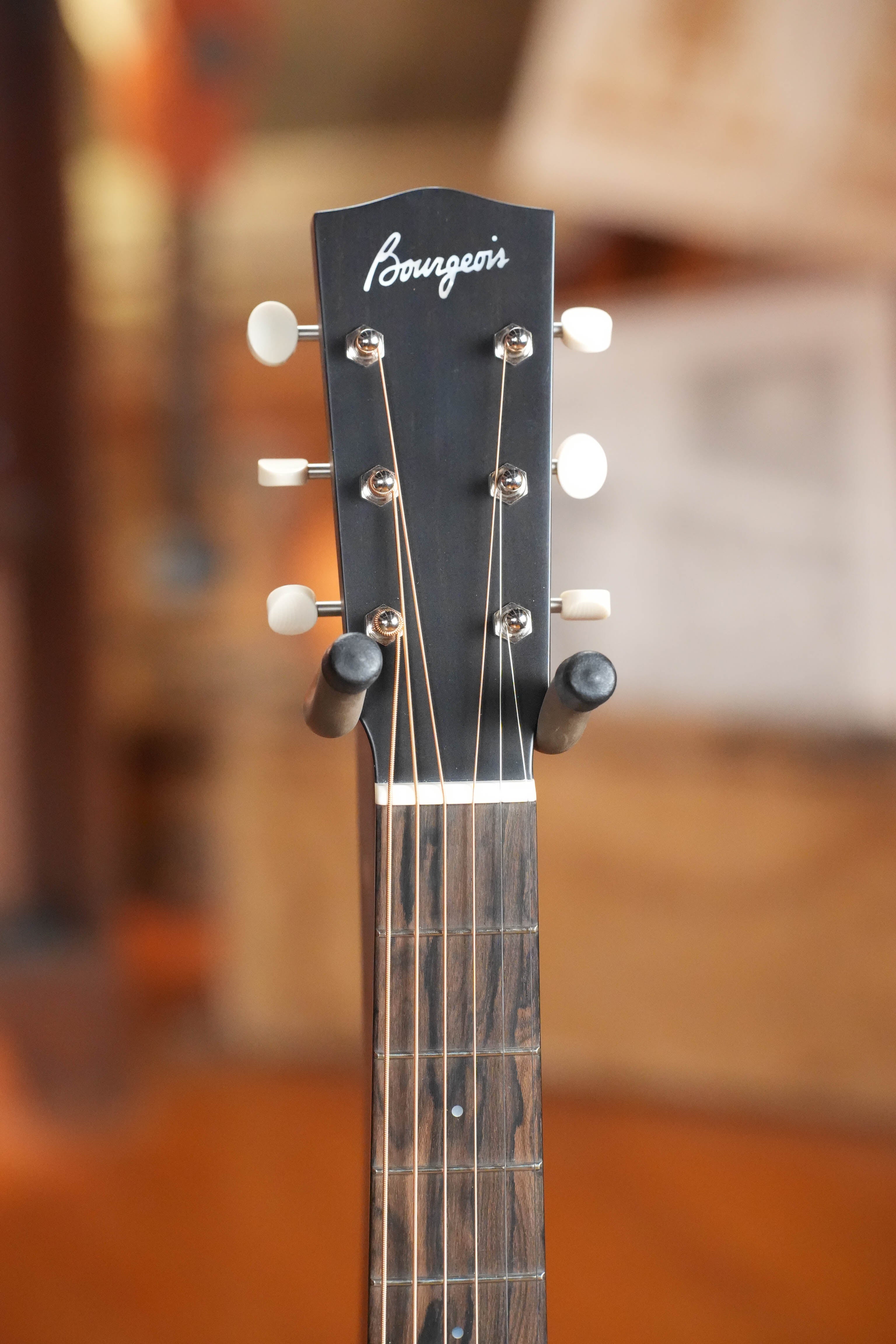 Bourgeois The Standard SDS/TS Touchstone Series Torrefied Sitka/Mahogany Slope Shoulder Sunburst Dreadnought Acoustic Guitar #2244