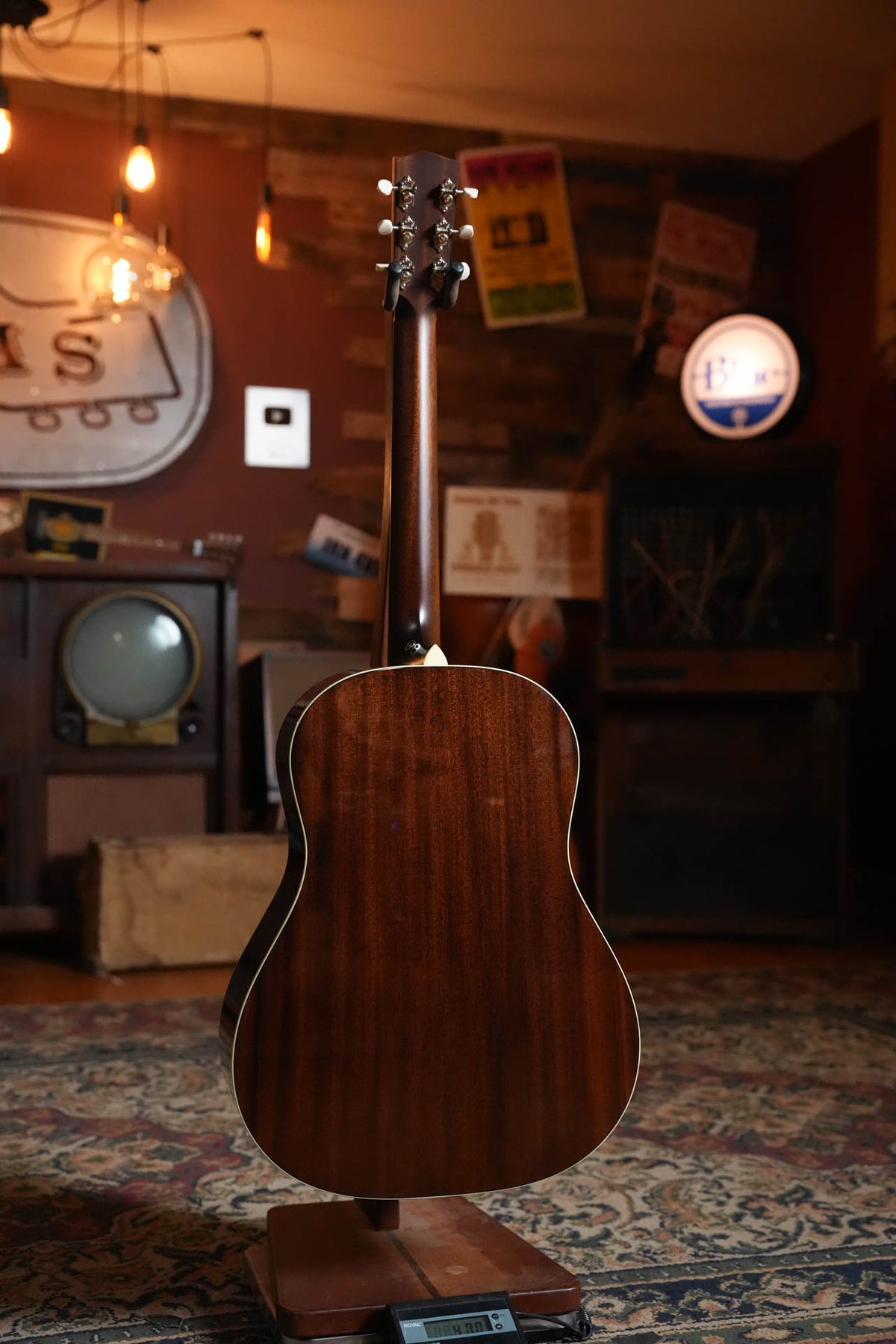 Bourgeois The Standard SDS/TS Touchstone Series Torrefied Sitka/Mahogany Slope Shoulder Sunburst Dreadnought Acoustic Guitar #2244