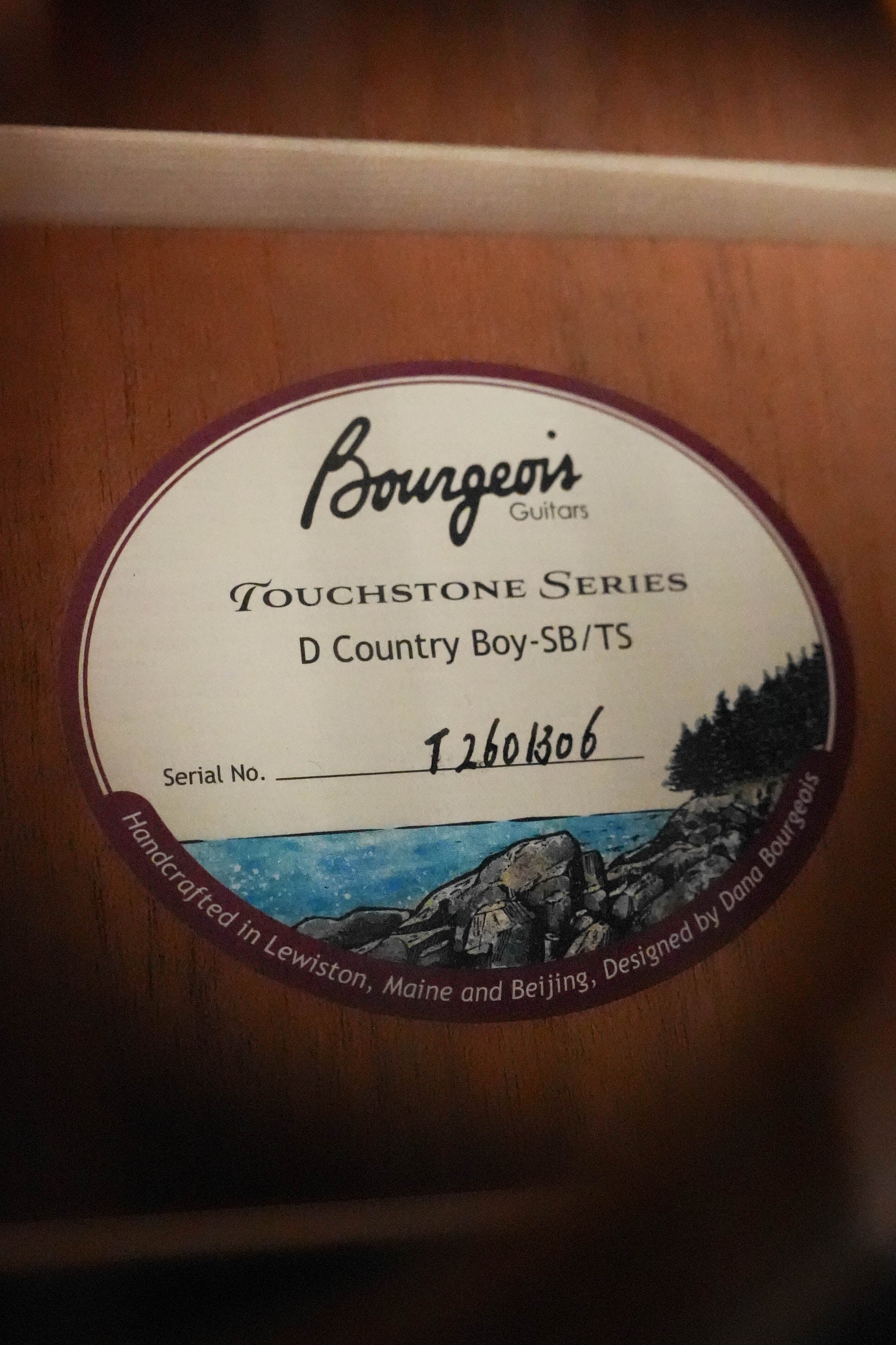 Bourgeois Touchstone Country Boy Sitka/Mahogany Sunburst Dreadnought Acoustic Guitar #1306