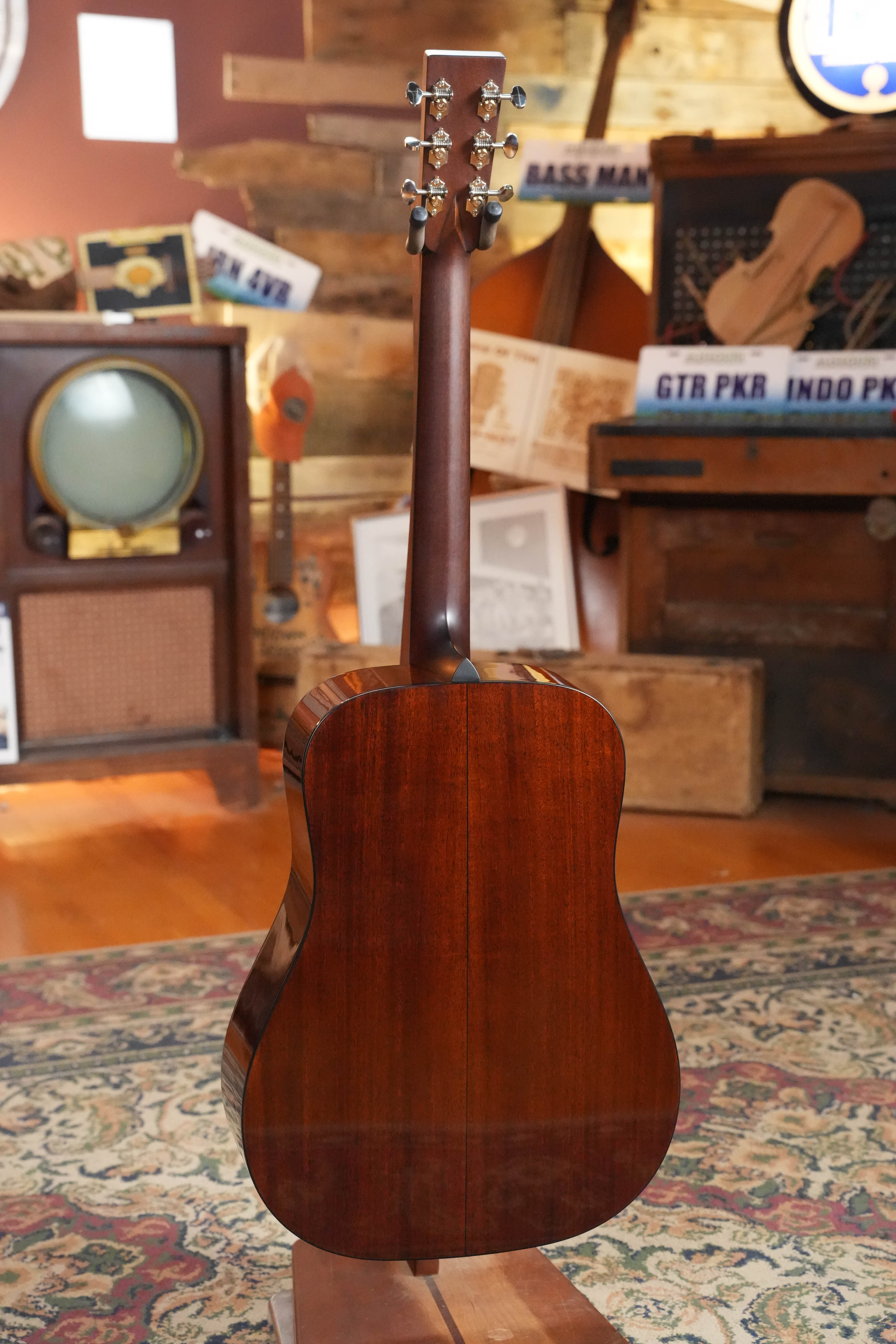 Bourgeois Touchstone Country Boy Sitka/Mahogany Sunburst Dreadnought Acoustic Guitar #1306