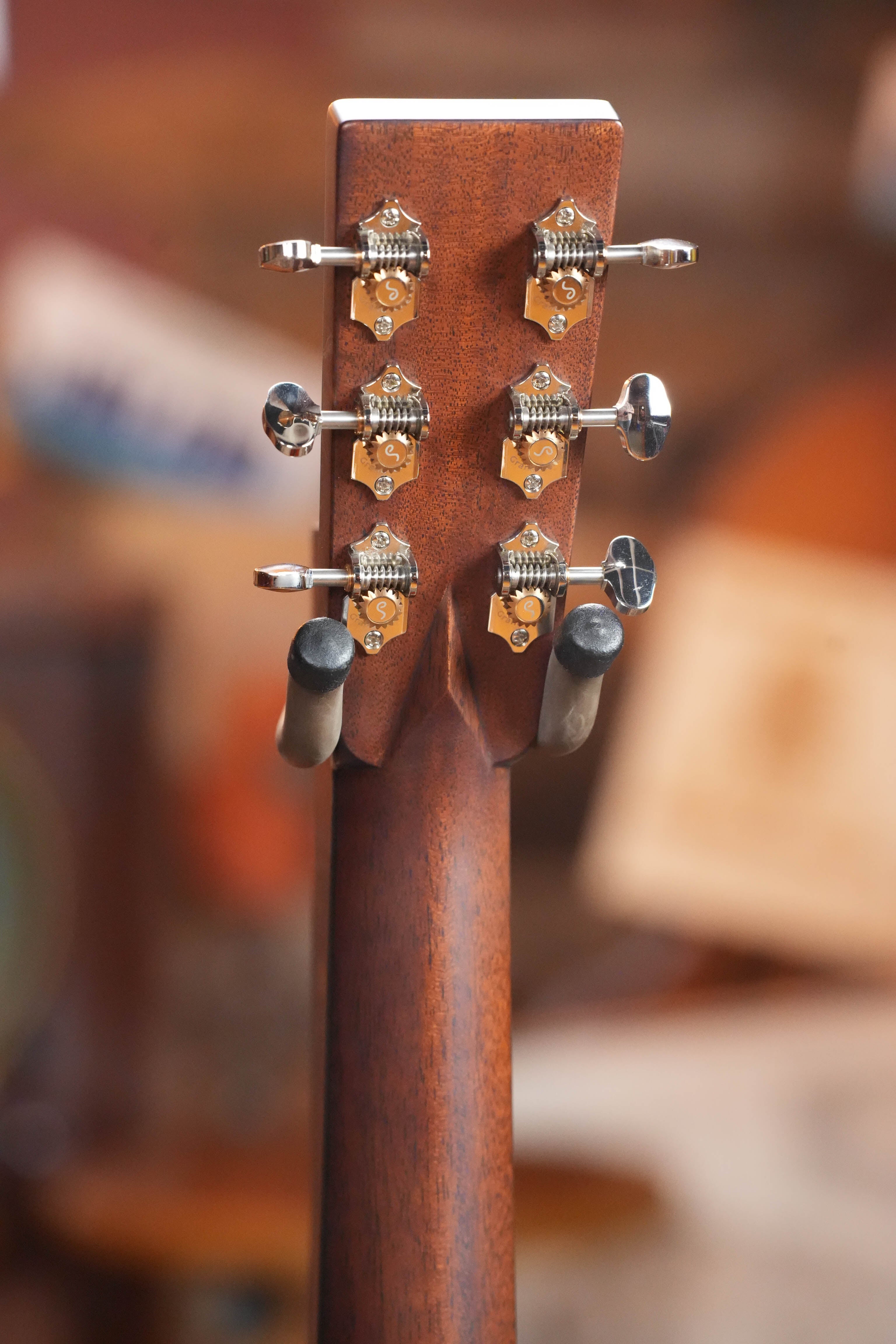 Bourgeois Touchstone Country Boy Sitka/Mahogany Sunburst Dreadnought Acoustic Guitar #3220