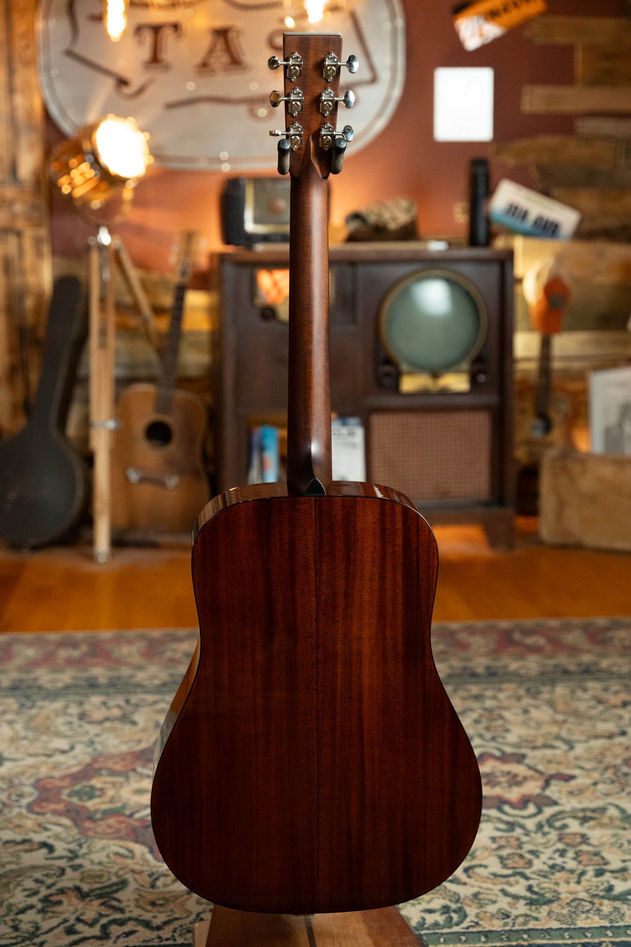Bourgeois Touchstone Country Boy Sitka/Mahogany Natural Dreadnought Acoustic Guitar #8237
