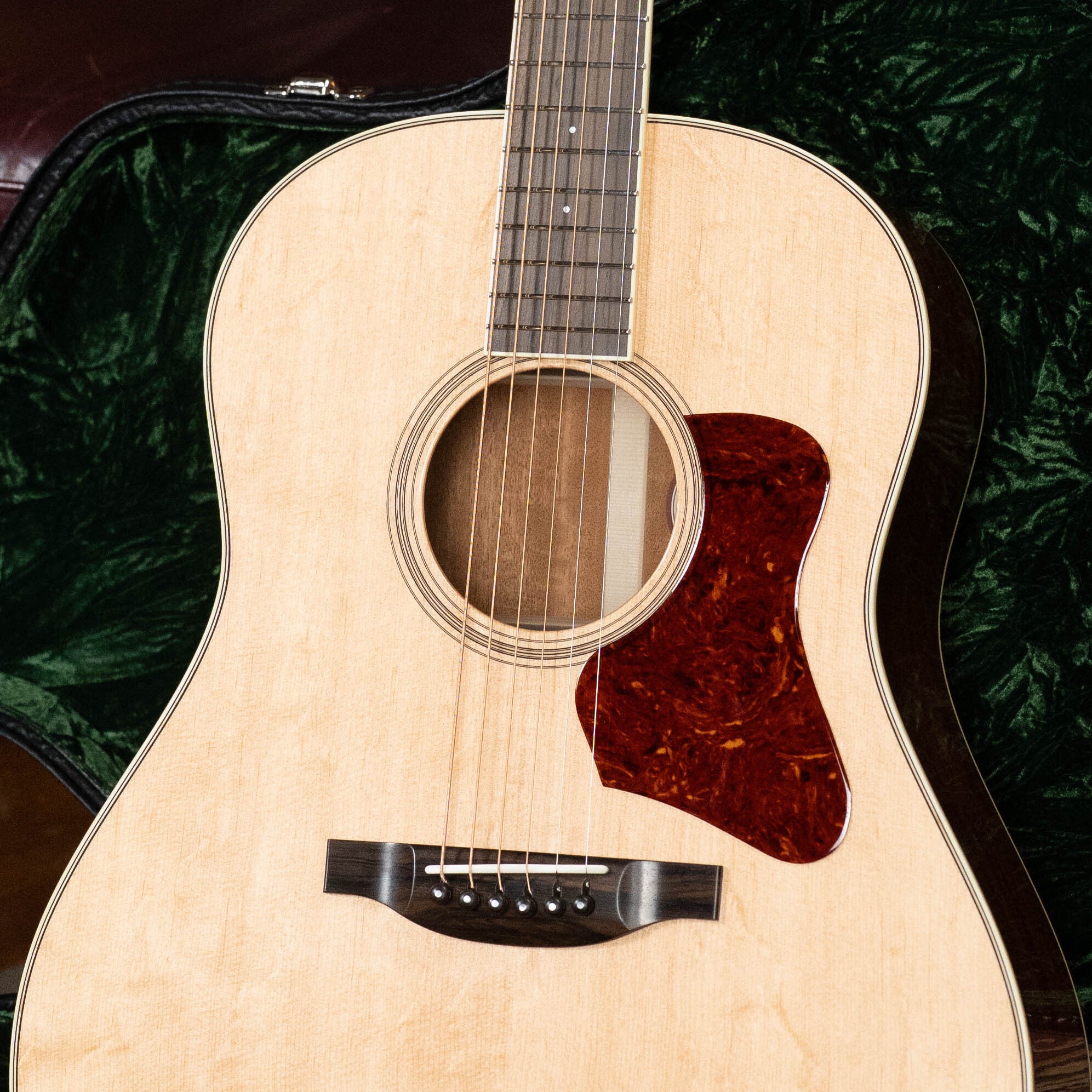 Bourgeois Banjo Killer LSBK-SD Bearclaw Figured Sitka/Beeswing Mahogany Slope Shoulder Dreadnought Acoustic Guitar #0891