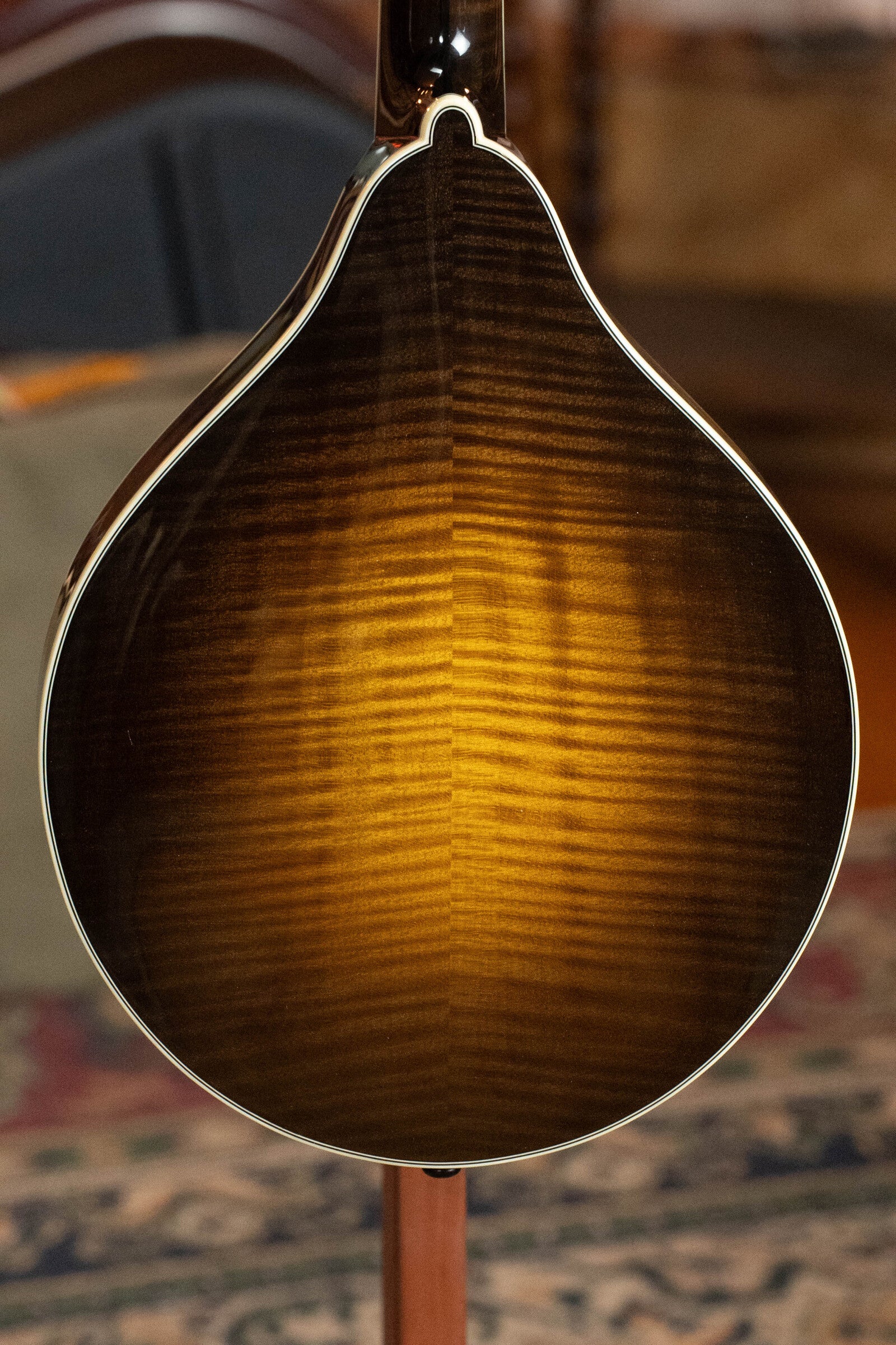 Bourgeois M5-A-SB Aged-Tone Adirondack/Maple Sunburst A-Style Mandolin #9101