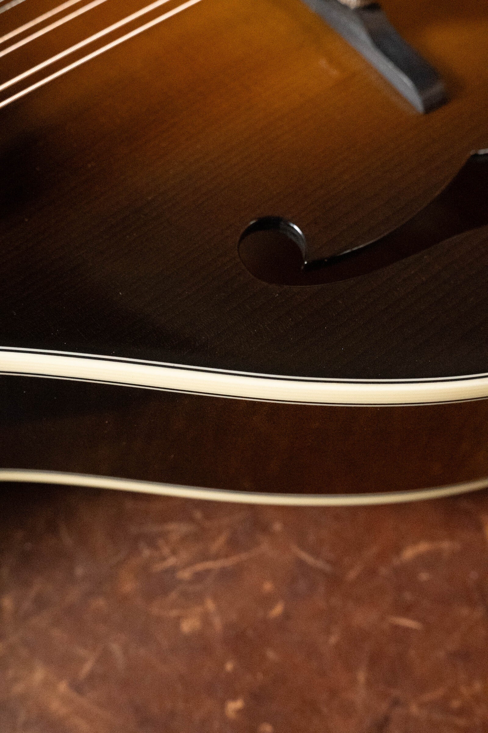 Bourgeois M5-A-SB Aged-Tone Adirondack/Maple Sunburst A-Style Mandolin #9101