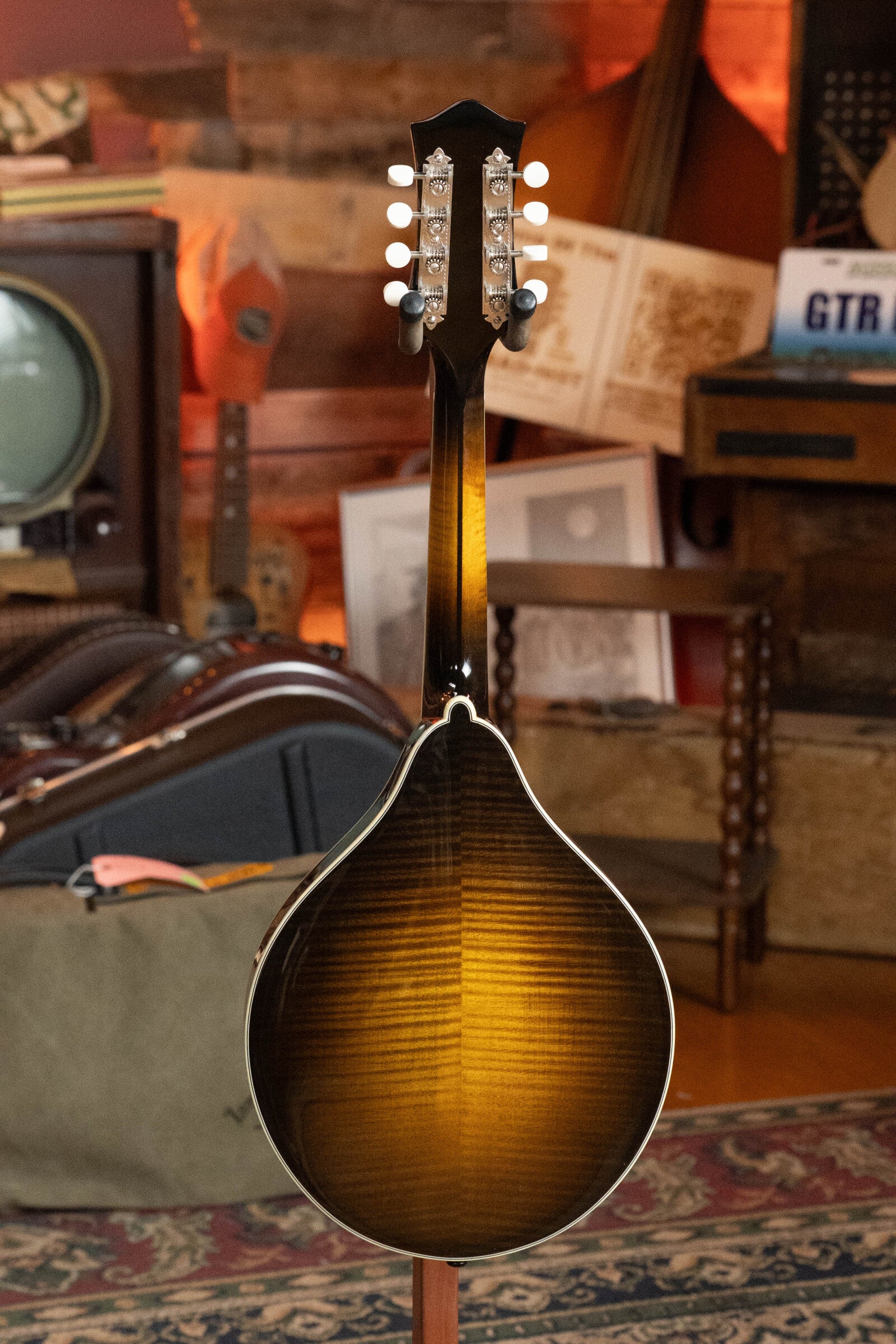 Bourgeois M5-A-SB Aged-Tone Adirondack/Maple Sunburst A-Style Mandolin #9102